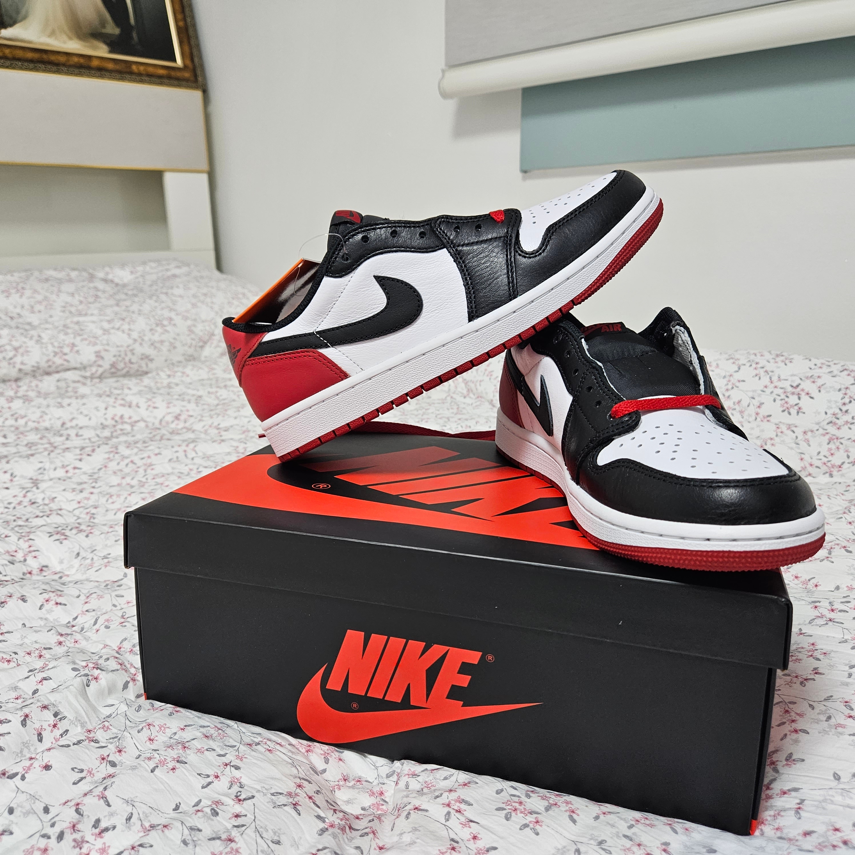 Jordan 1 Retro Low OG Black Toe 착용 스타일 - 1