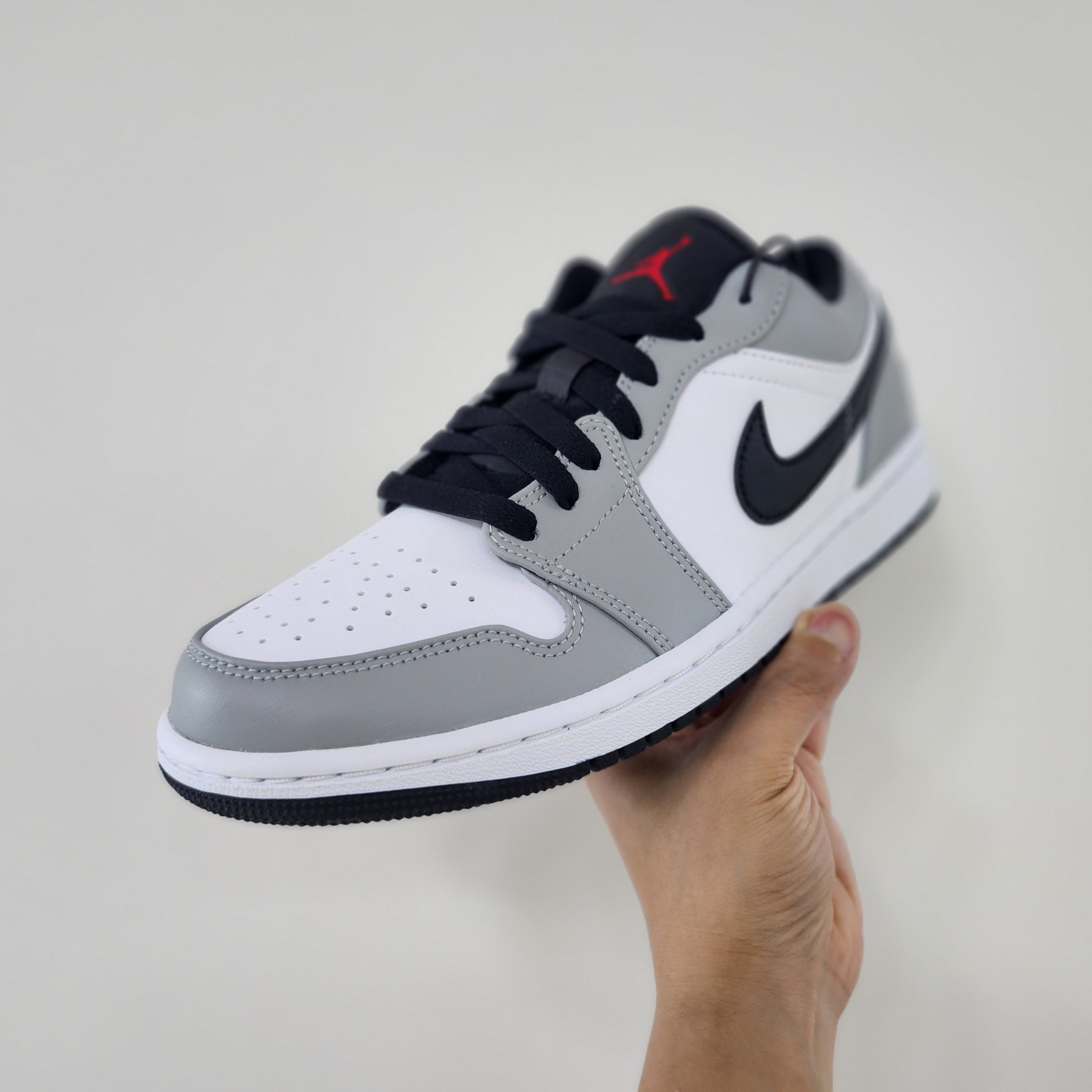Jordan 1 Low Light Smoke Grey 착용 스타일 - 1