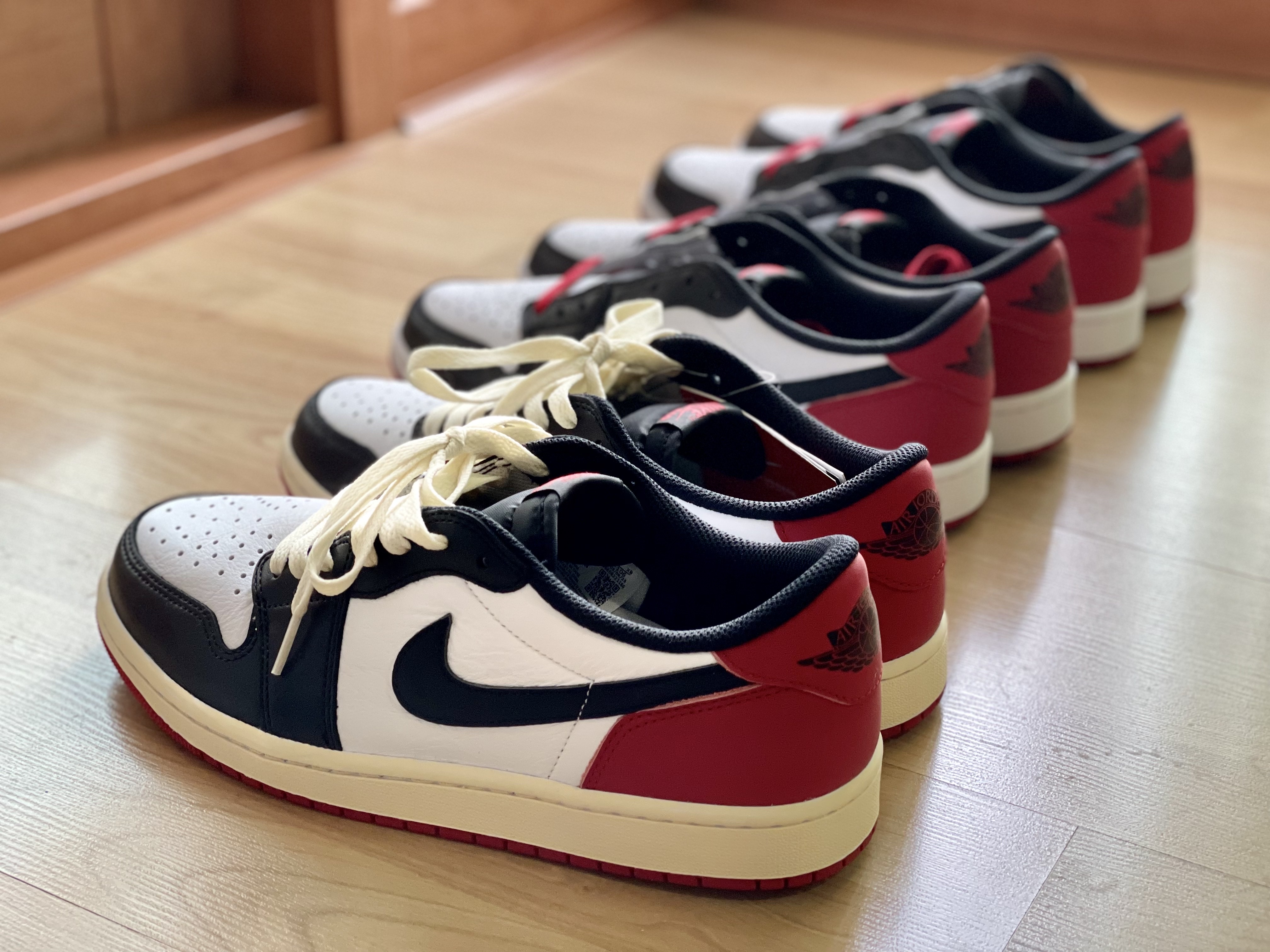 Jordan 1 Retro Low OG Black Toe 착용 스타일 - 2