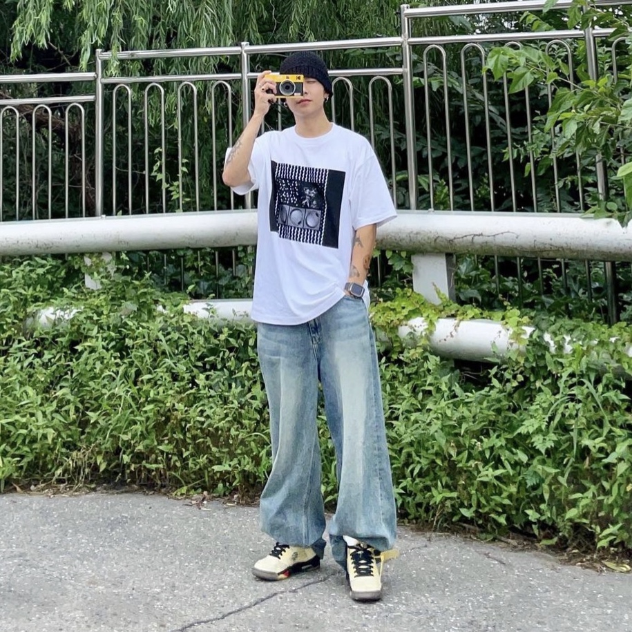Jordan 5 x Off-White Retro SP Sail Fire Red, Cav Empt FK Vessel Eye T-Shirt White - 23SS 착용 스타일