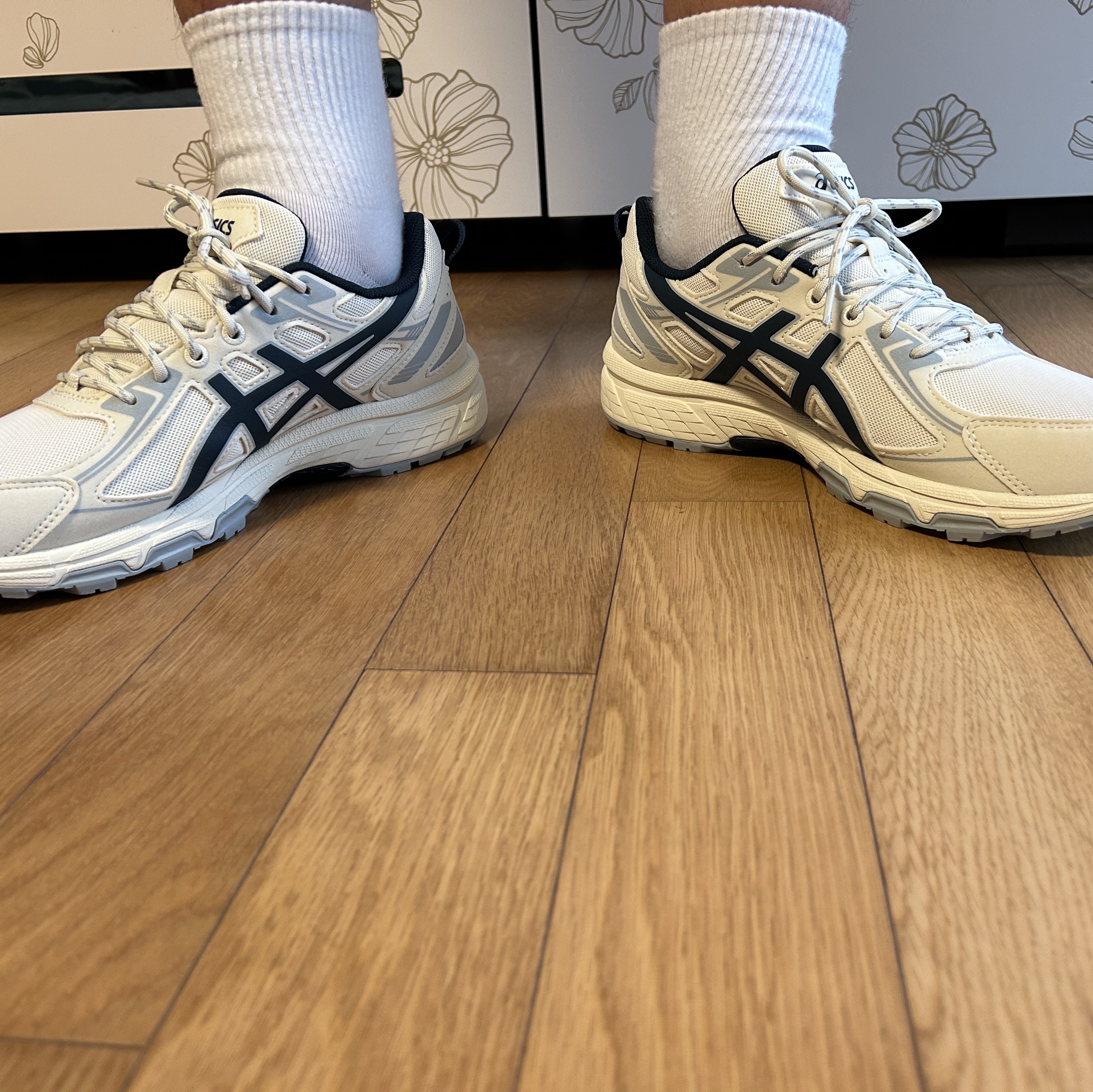 Asics Gel-Venture 6 SPS Birch French Blue 착용 스타일 - 2
