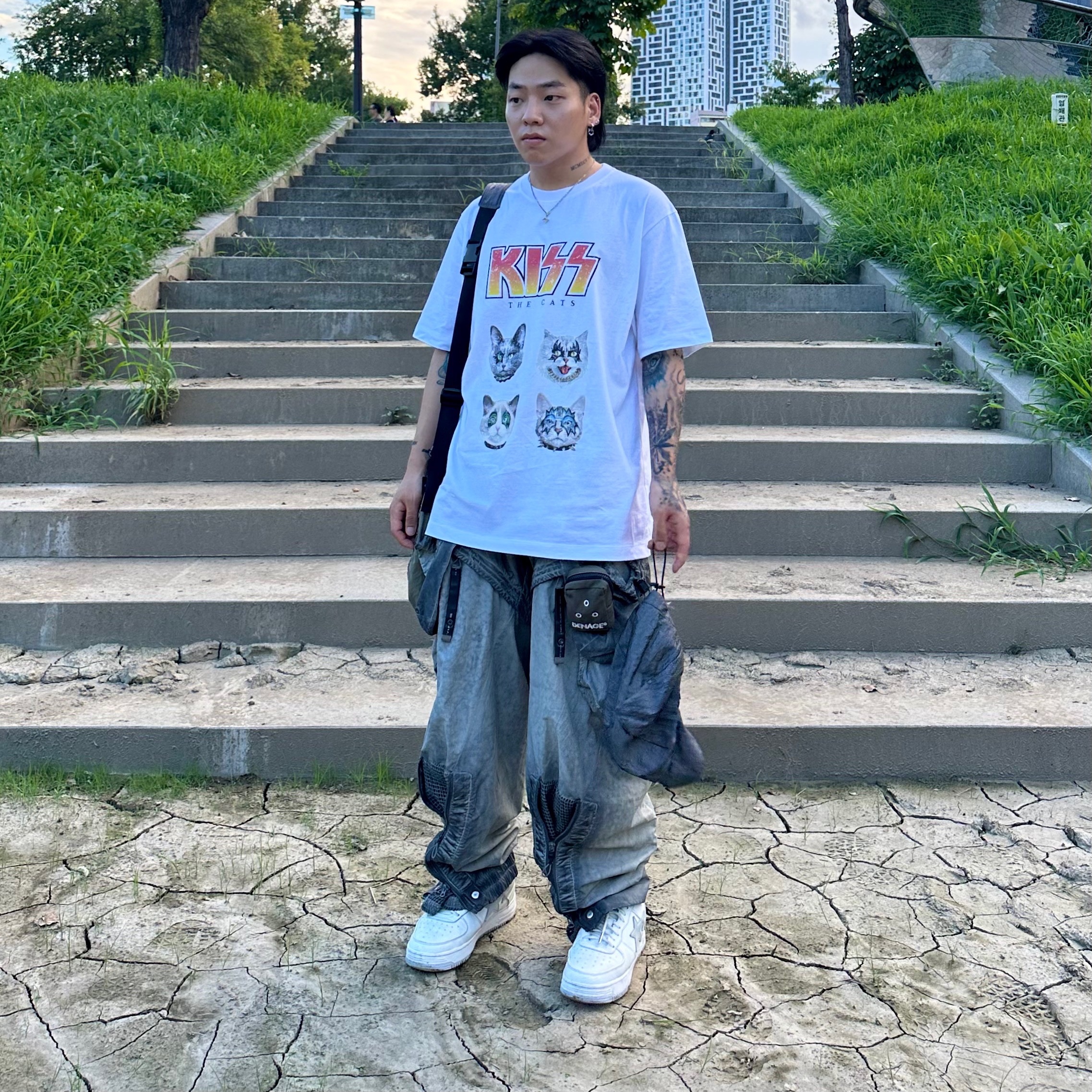 BAPE x JJJJound Bape Sta Low White Light Grey 착용 스타일 - 1