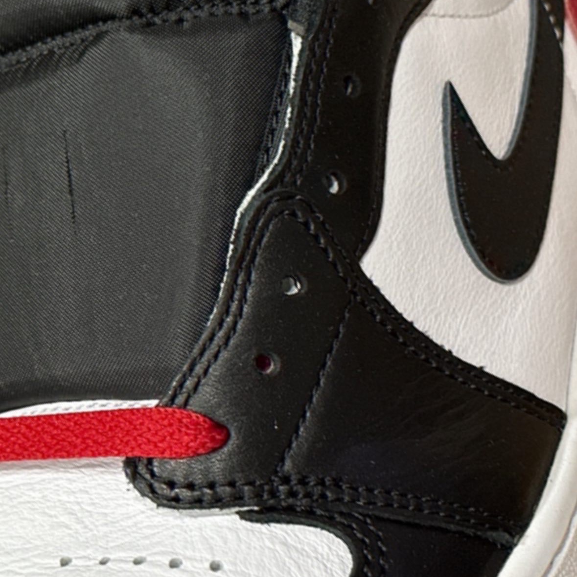 Jordan 1 Retro Low OG Black Toe 착용 스타일
