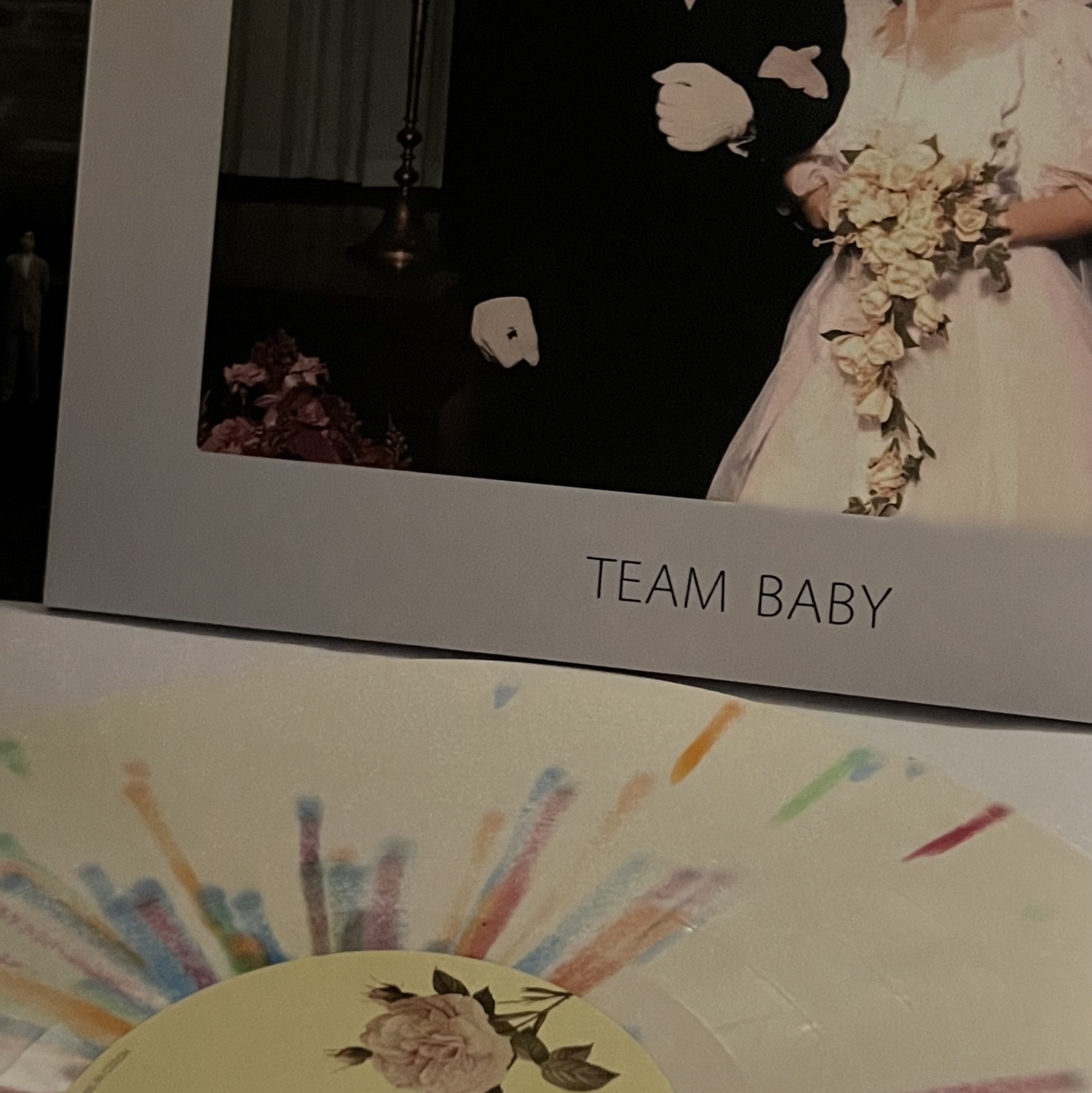 The Black Skirts 3rd Album Part 1 Team Baby LP Splatter Color 착용 스타일