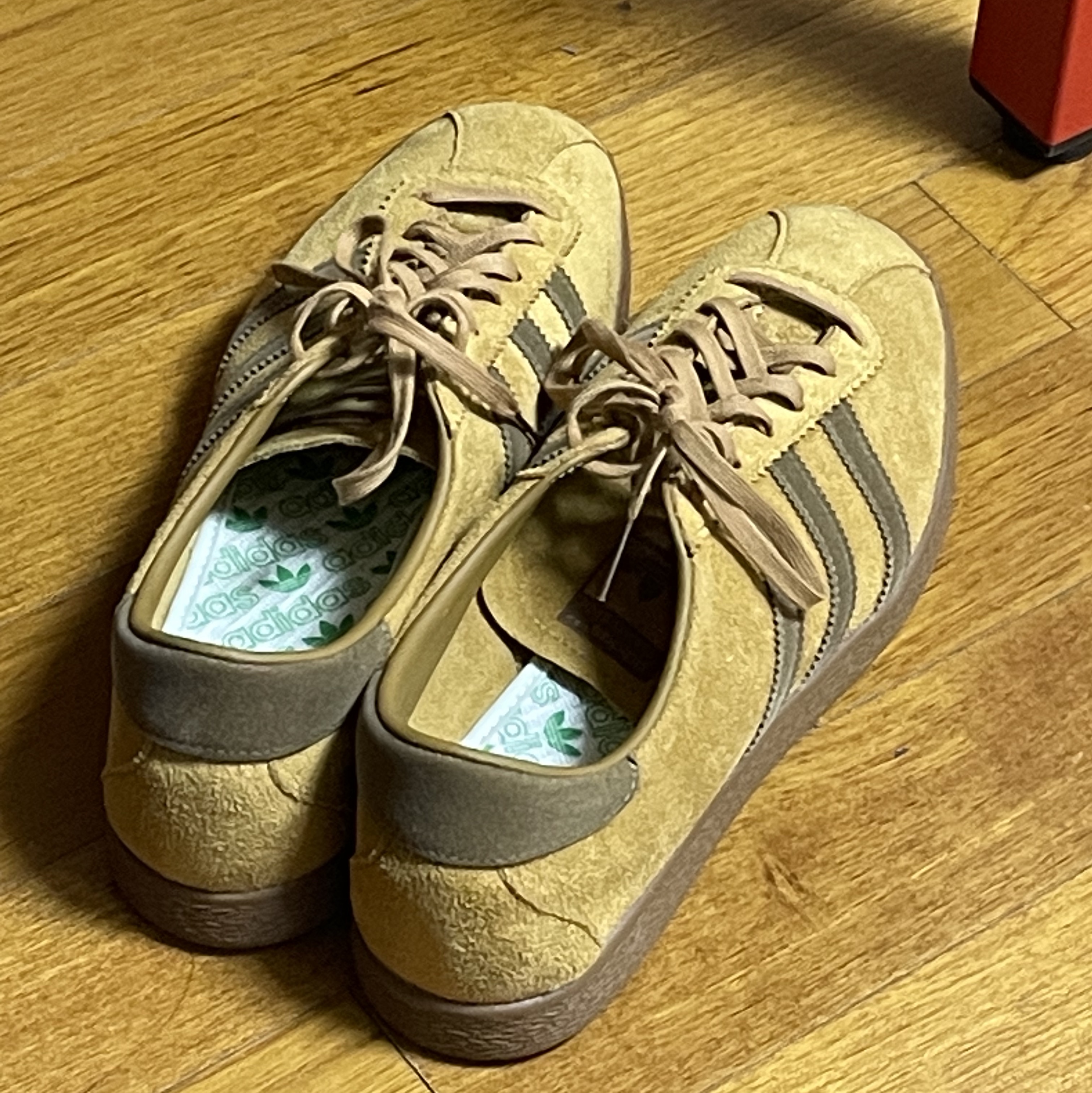 Adidas Tobacco Gruen Mesa Brown Desert 착용 스타일 - 2