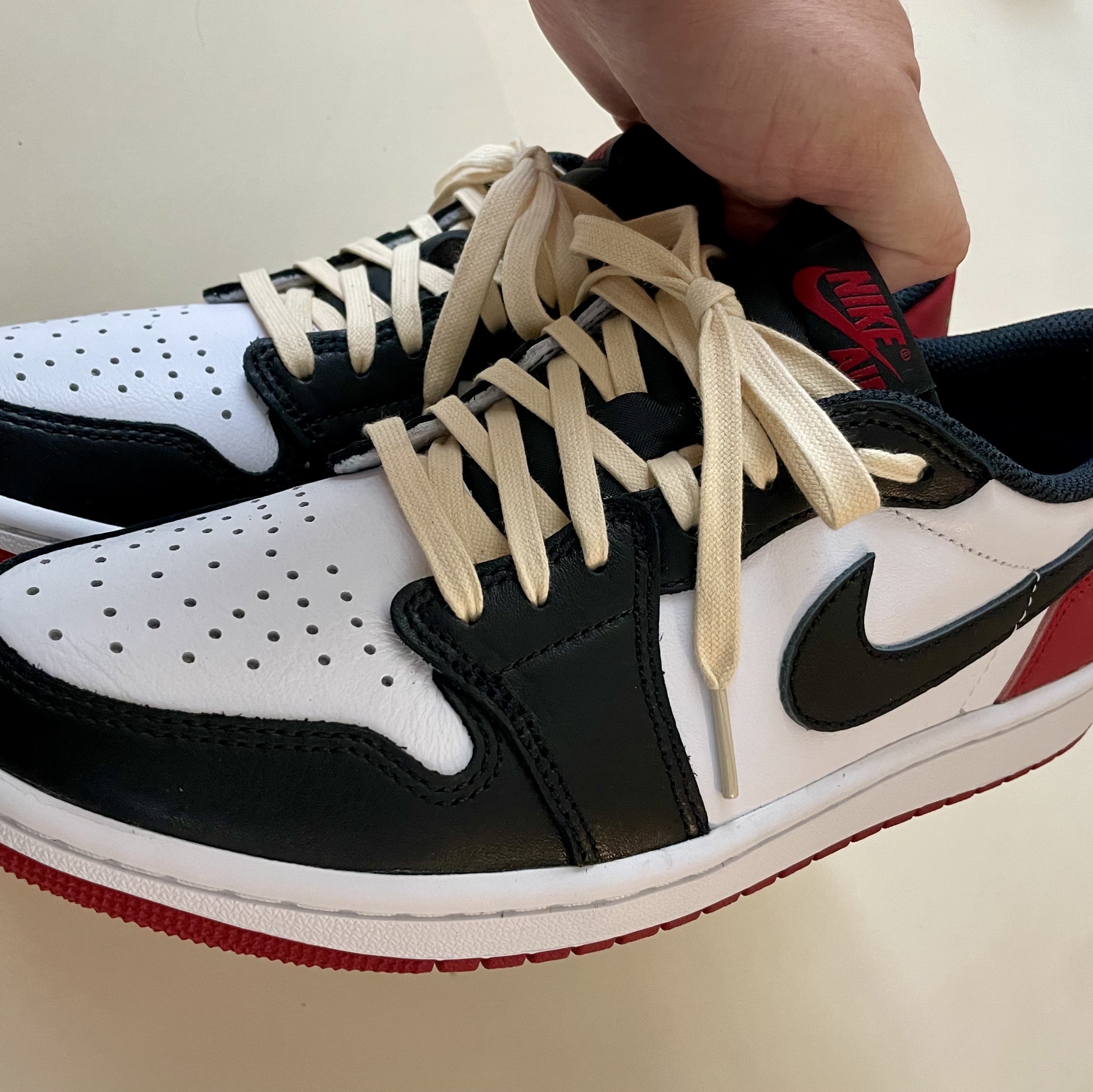 Jordan 1 Retro Low OG Black Toe 착용 스타일
