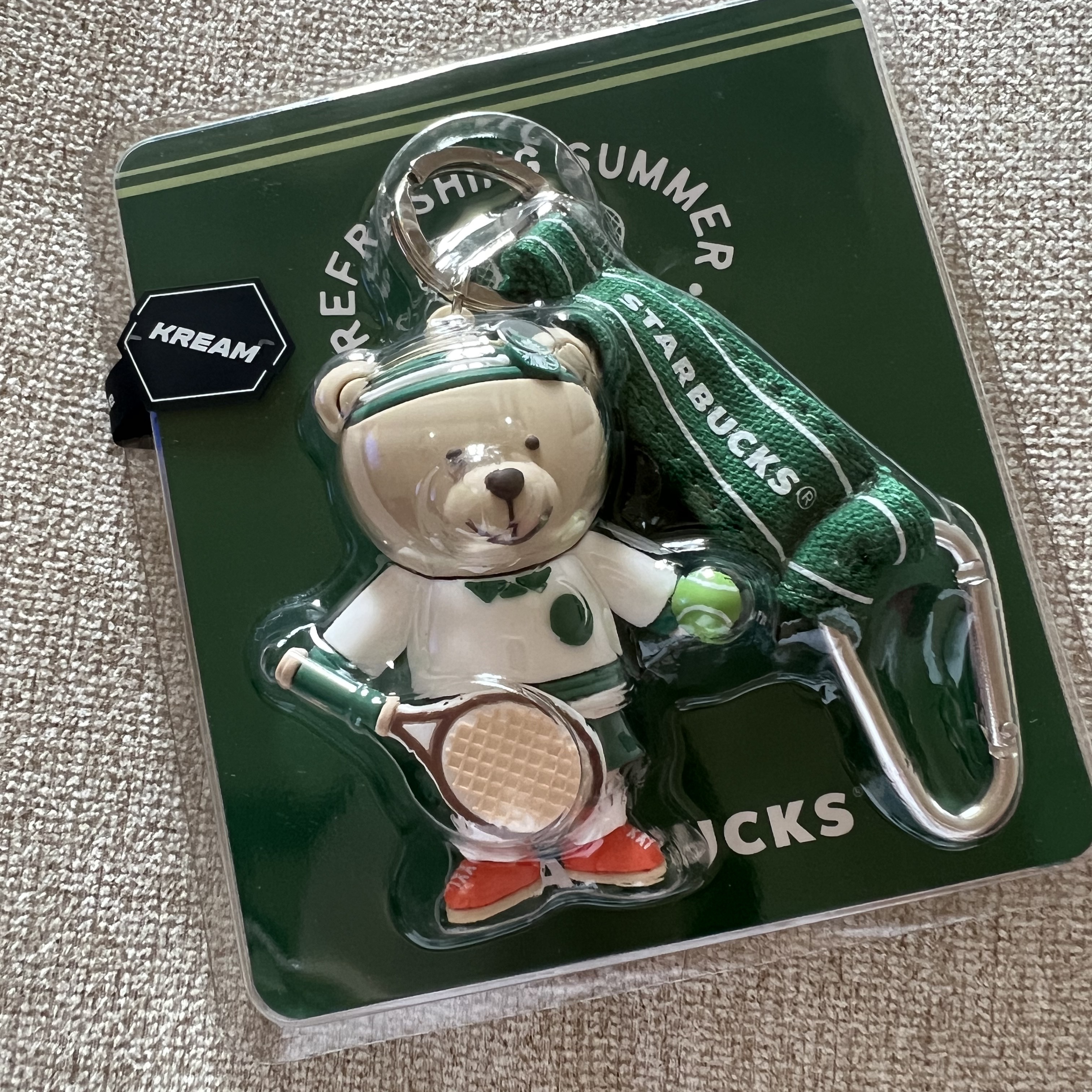 Starbucks 23 Summer Joy Bearista Keychain 착용 스타일