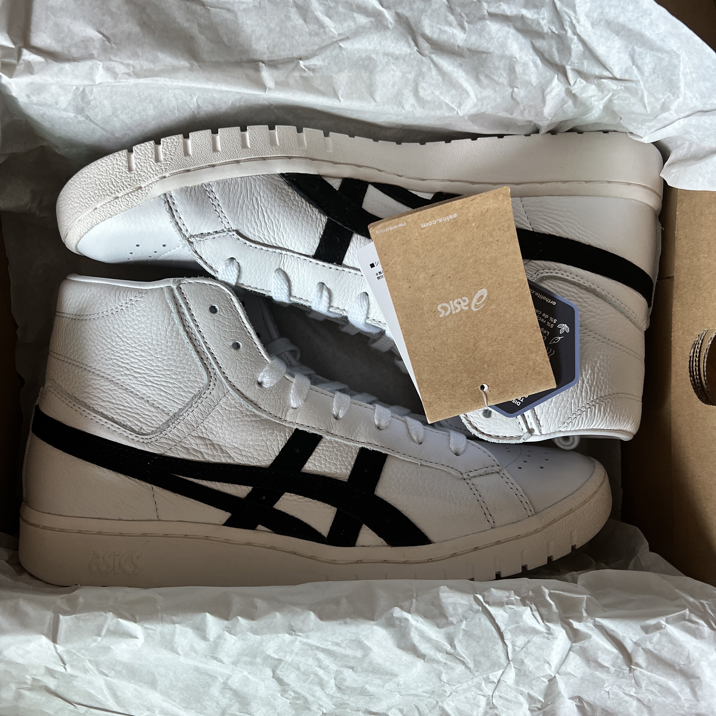Asics Gel-PTG MT White Black 착용 스타일