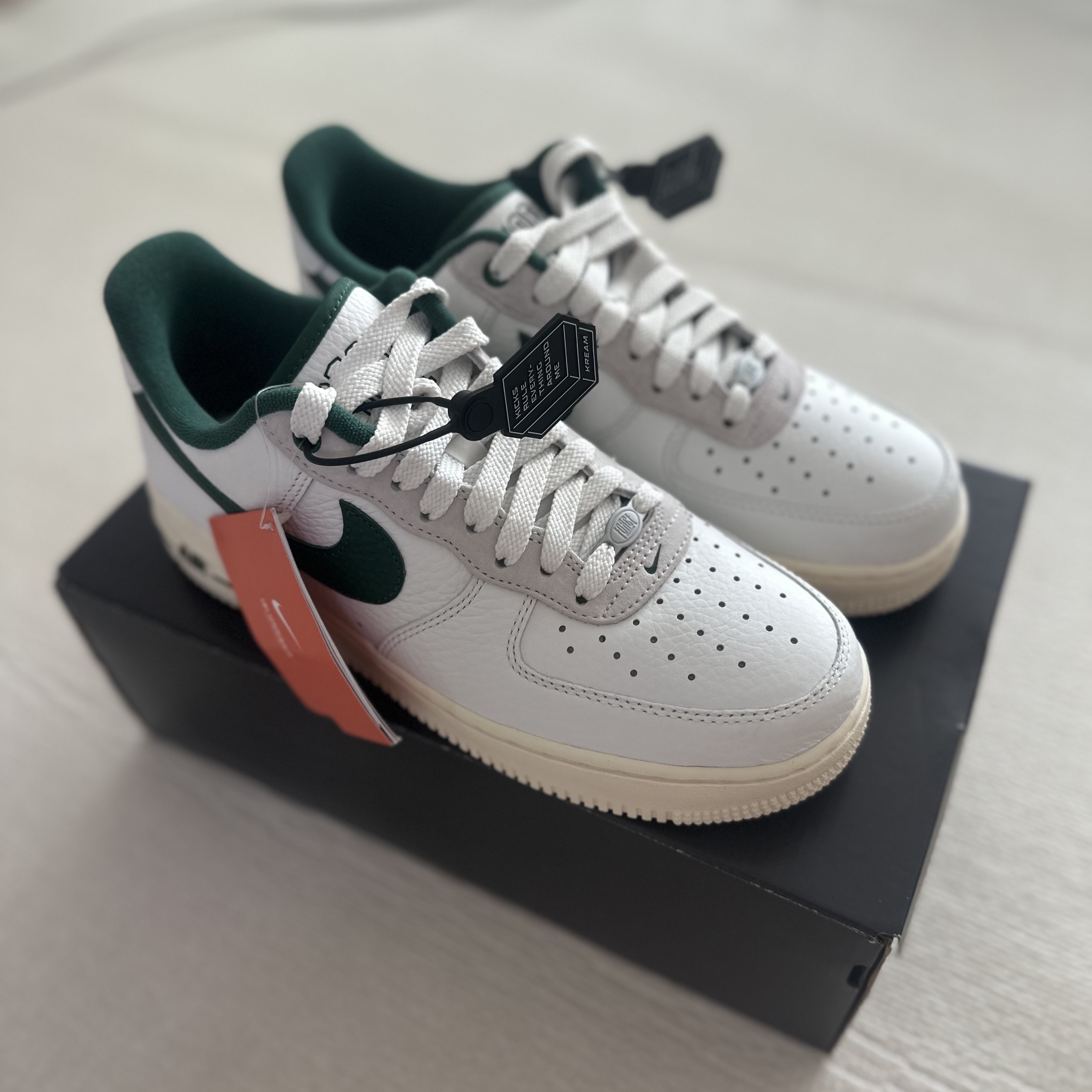 (W) Nike Air Force 1 '07 LX Summit White Gorge Green 착용 스타일