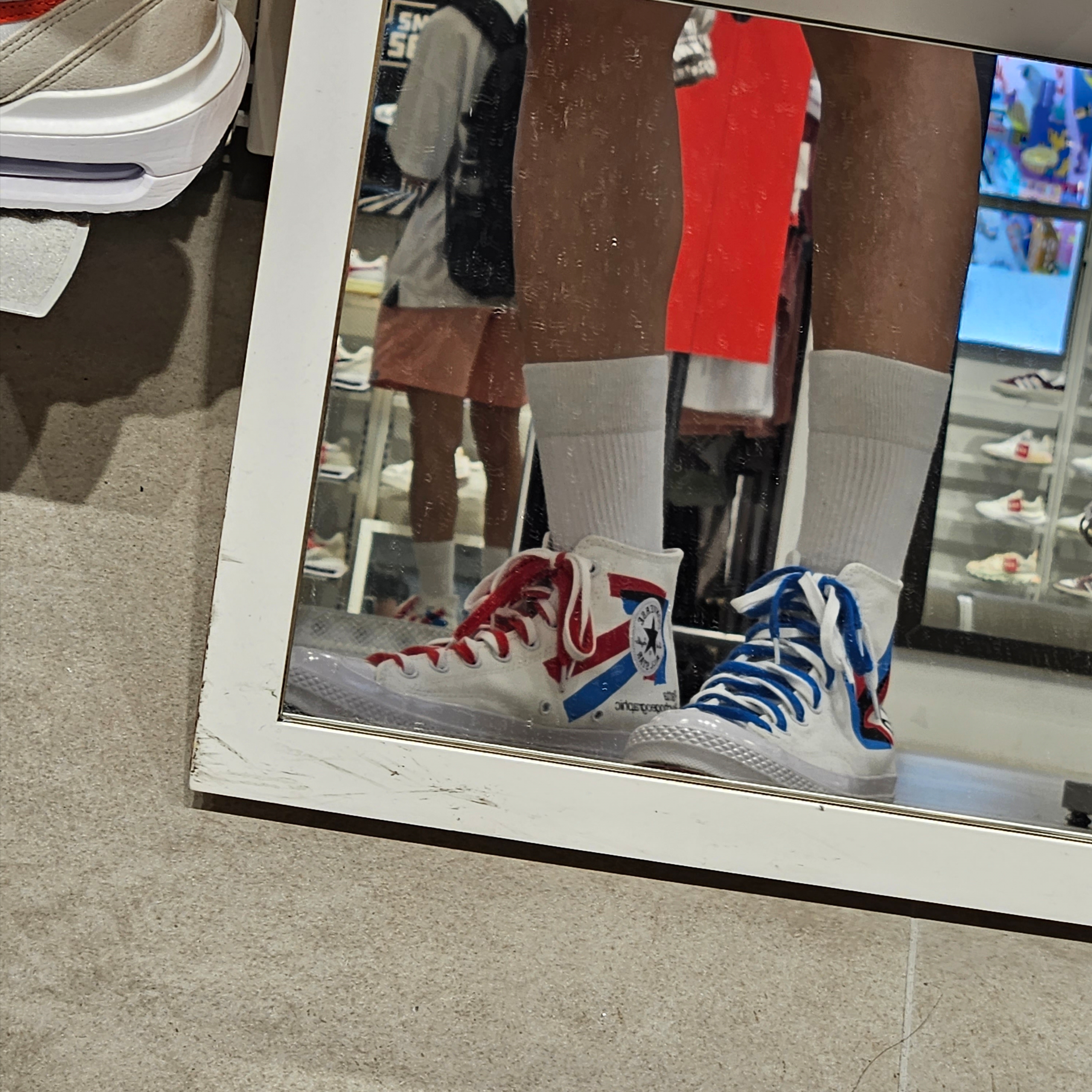 Converse x Patta x Experimental Jetset Chuck 70 High White 착용 스타일