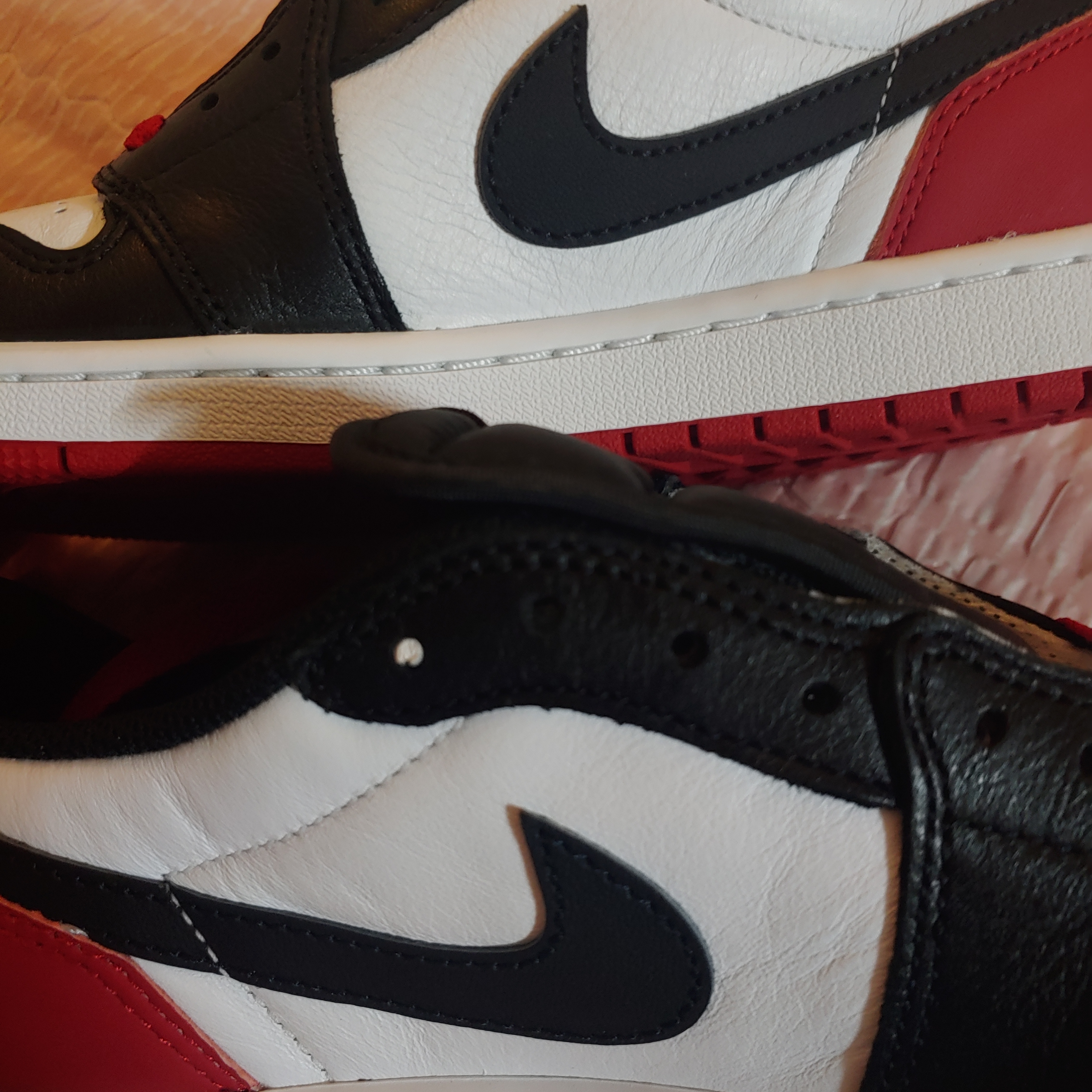 Jordan 1 Retro Low OG Black Toe 착용 스타일 - 3