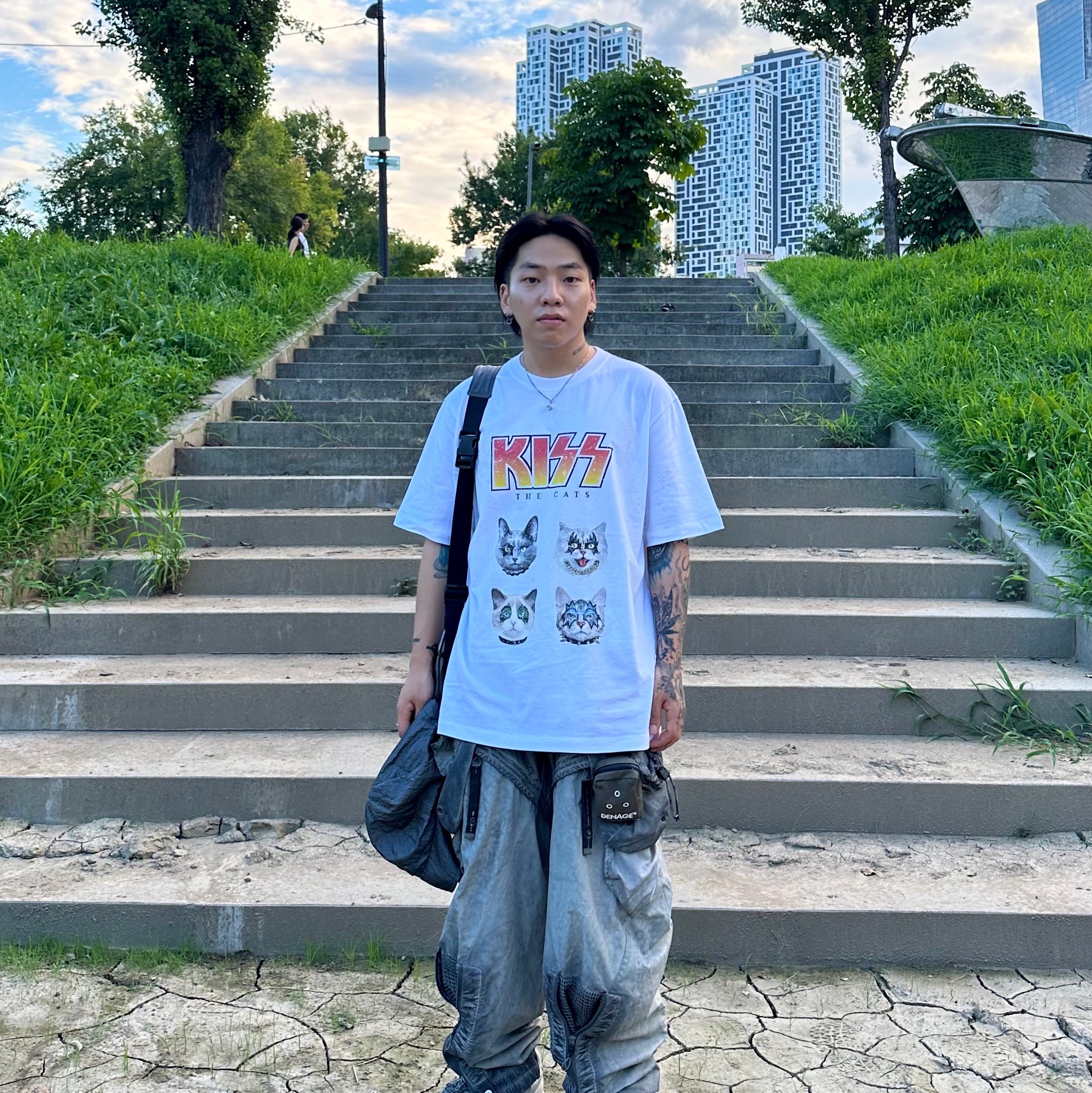 BAPE x JJJJound Bape Sta Low White Light Grey 착용 스타일 - 2