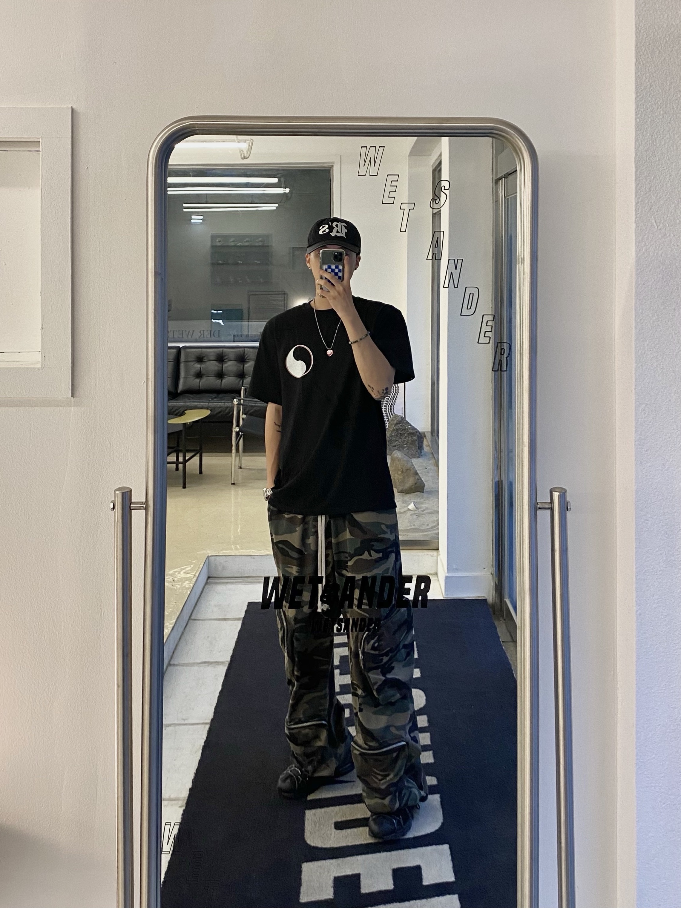 Stussy x Our Legacy Drop Shadow T-Shirt Black, Nike Air Kukini Triple Black 착용 스타일 - 1