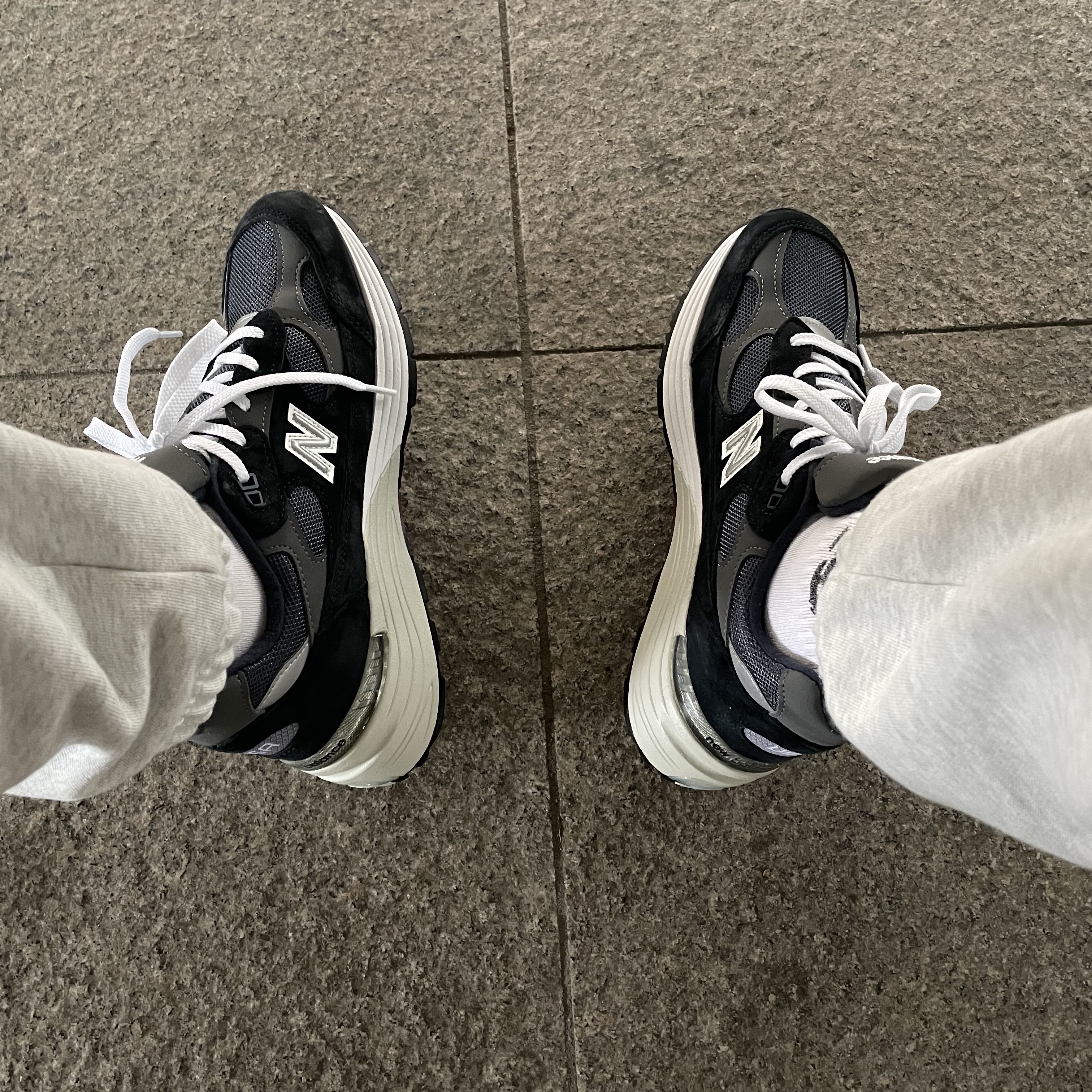 New Balance 992 Made in USA Navy 착용 스타일