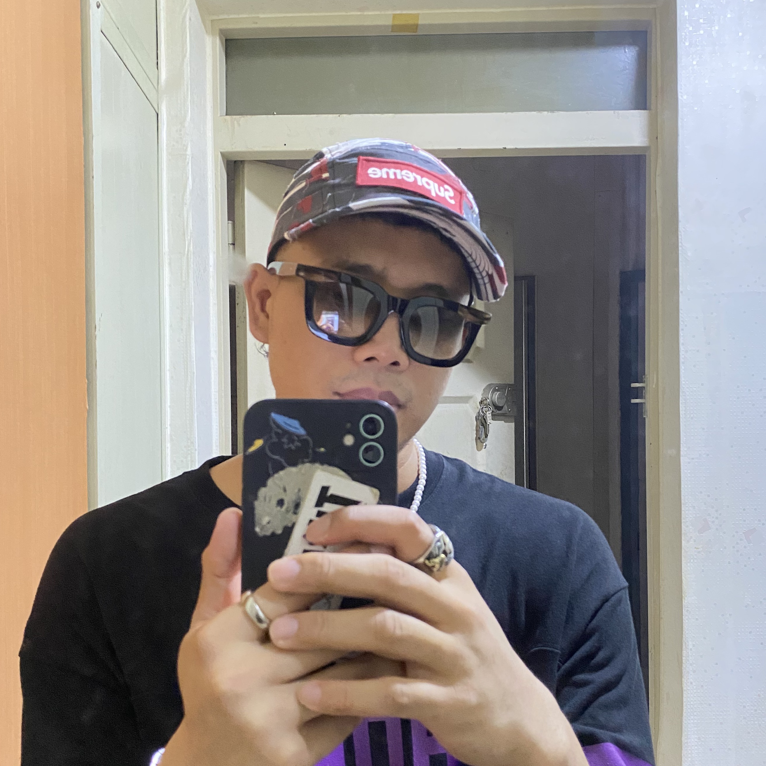 Supreme Layered Camo Camp Cap Red - 23SS 착용 스타일