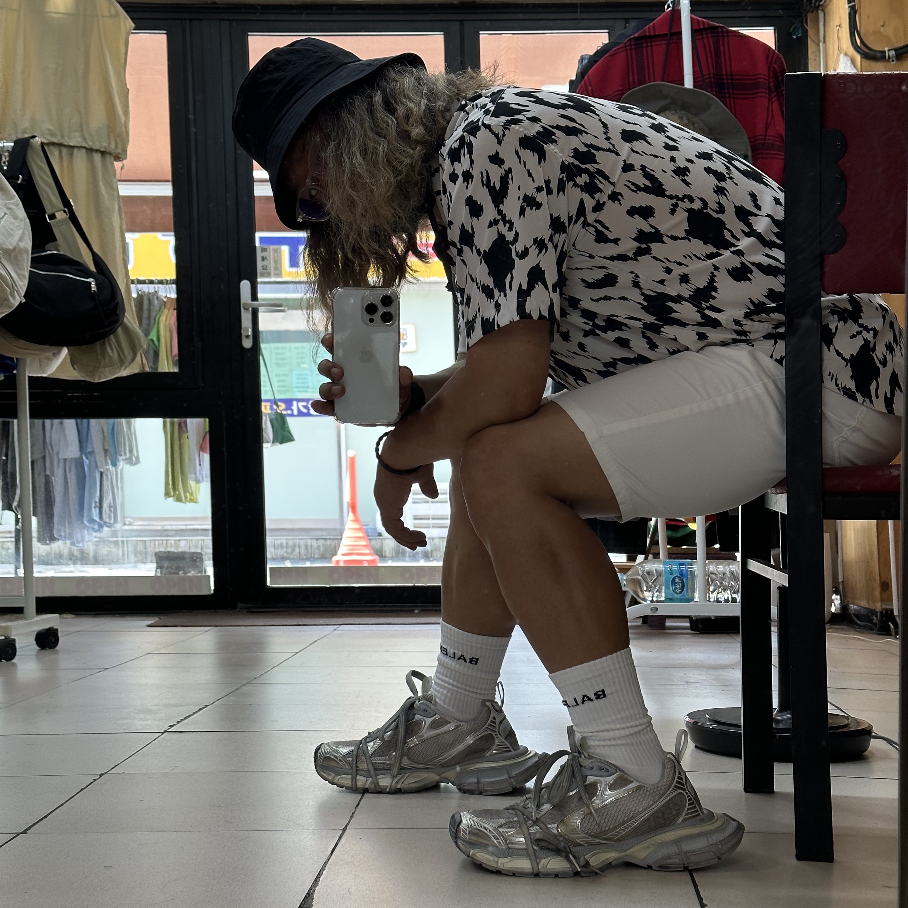 Balenciaga 3XL Sneakers Light Beige, (W) Balenciaga BB Tennis Socks Black 착용 스타일