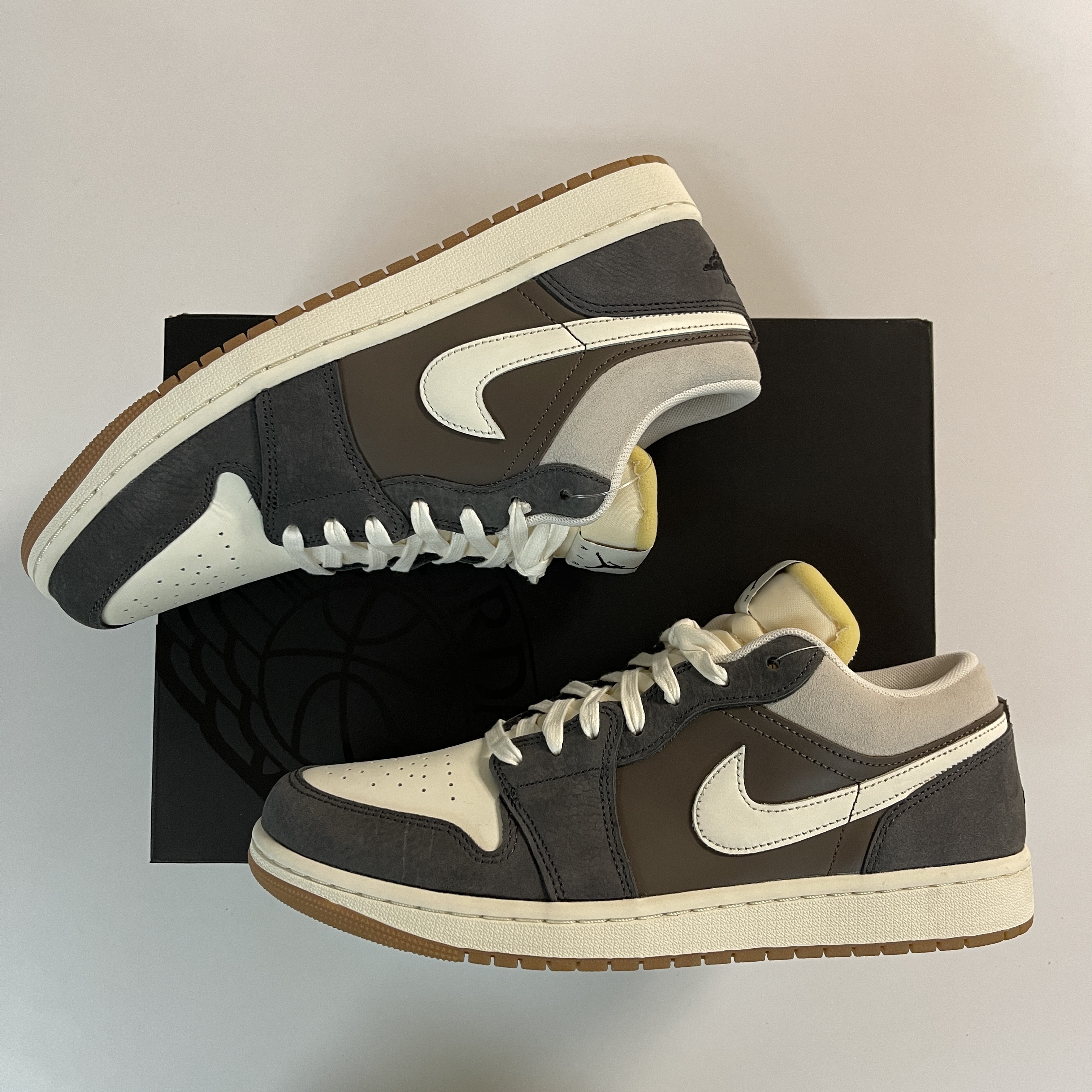 Jordan 1 Low Kkachi 착용 스타일 - 1