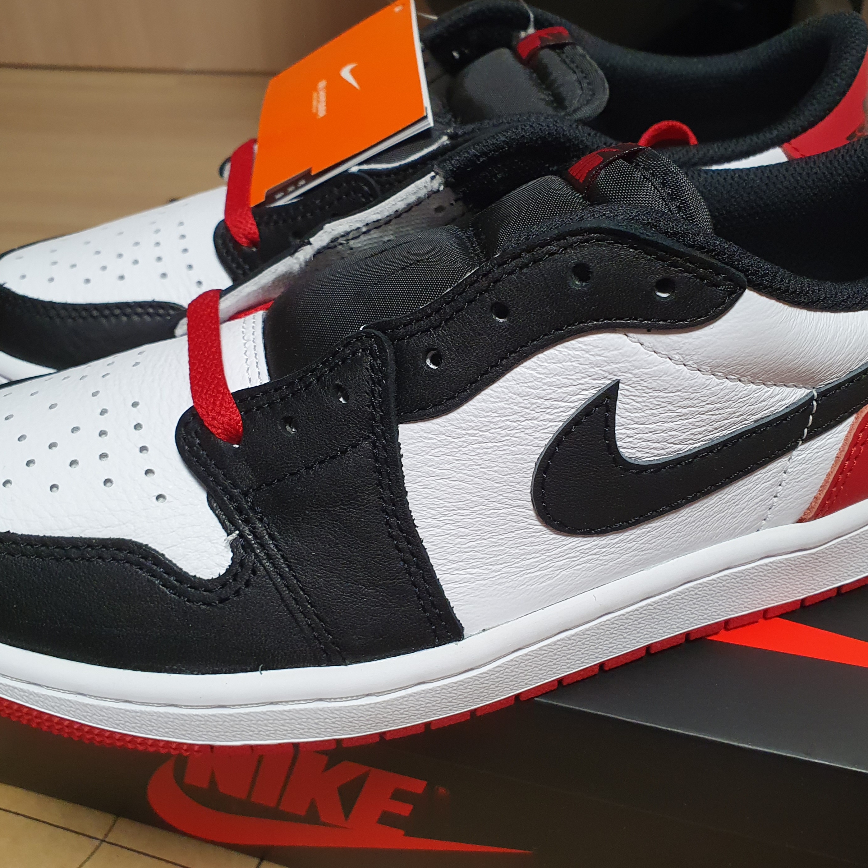 Jordan 1 Retro Low OG Black Toe 착용 스타일
