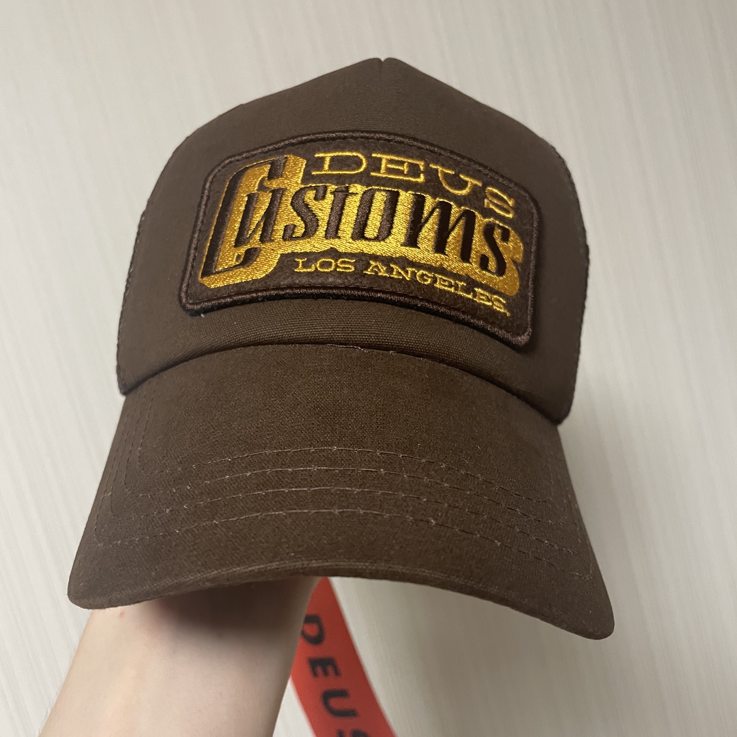 Deus Ex Machina Stripes Trucker Brown 착용 스타일 - 1