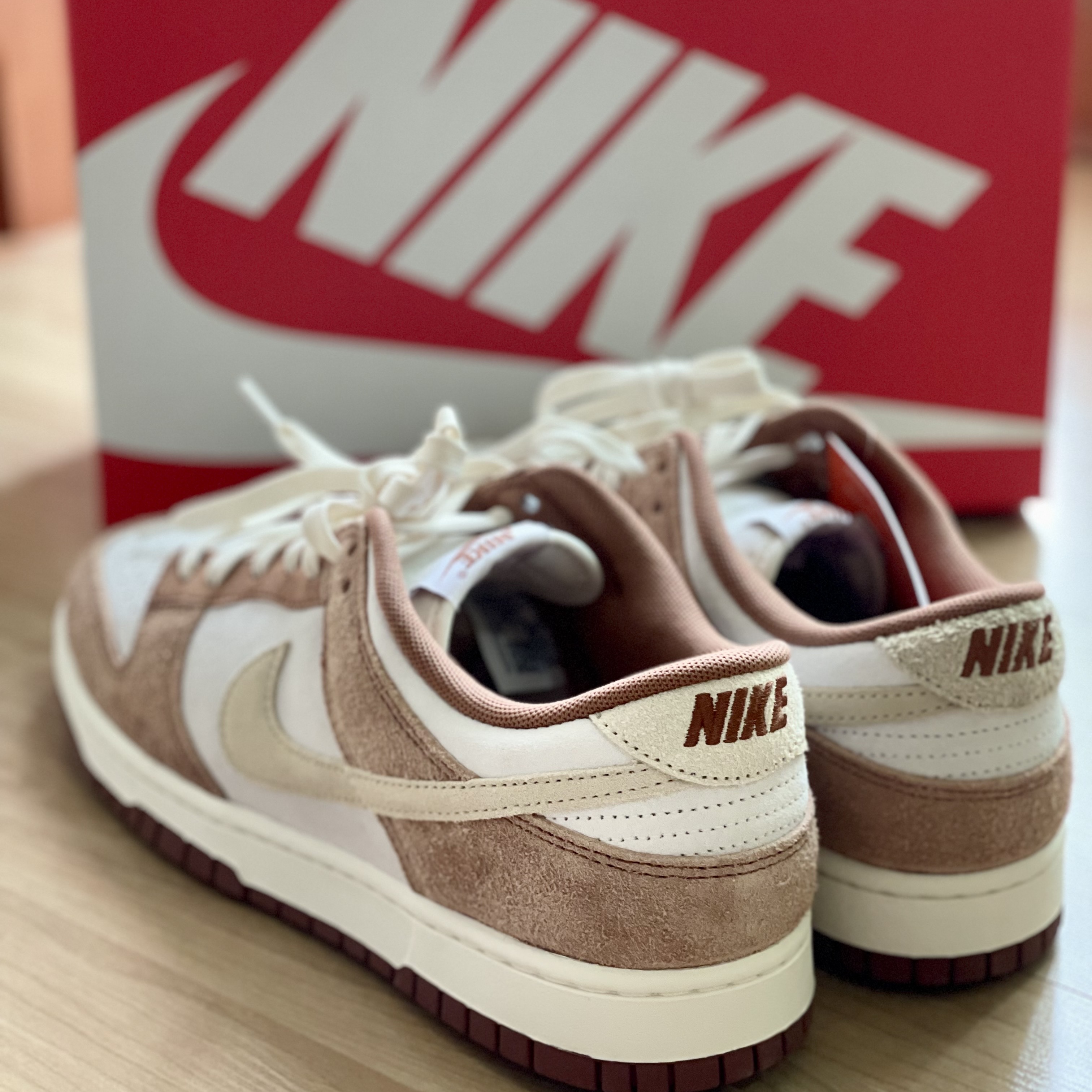 Nike Dunk Low Pro Premium Medium Curry 착용 스타일 - 2