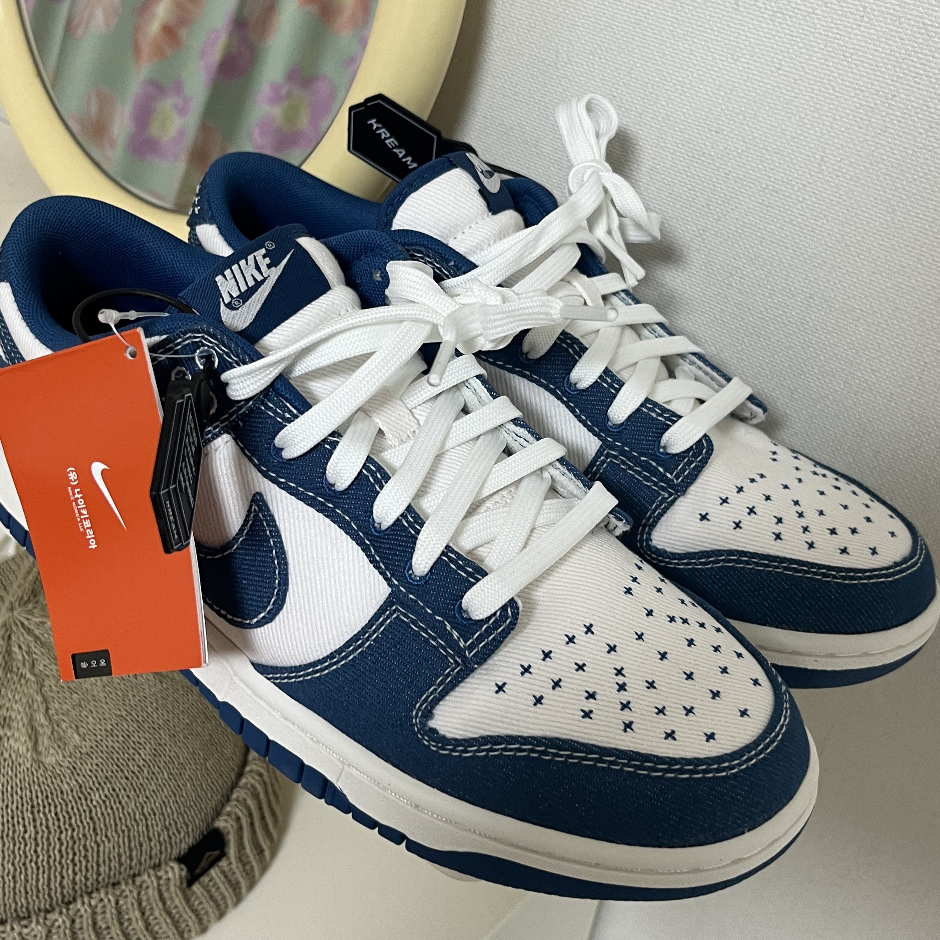 Nike Dunk Low Retro SE Industrial Blue 착용 스타일