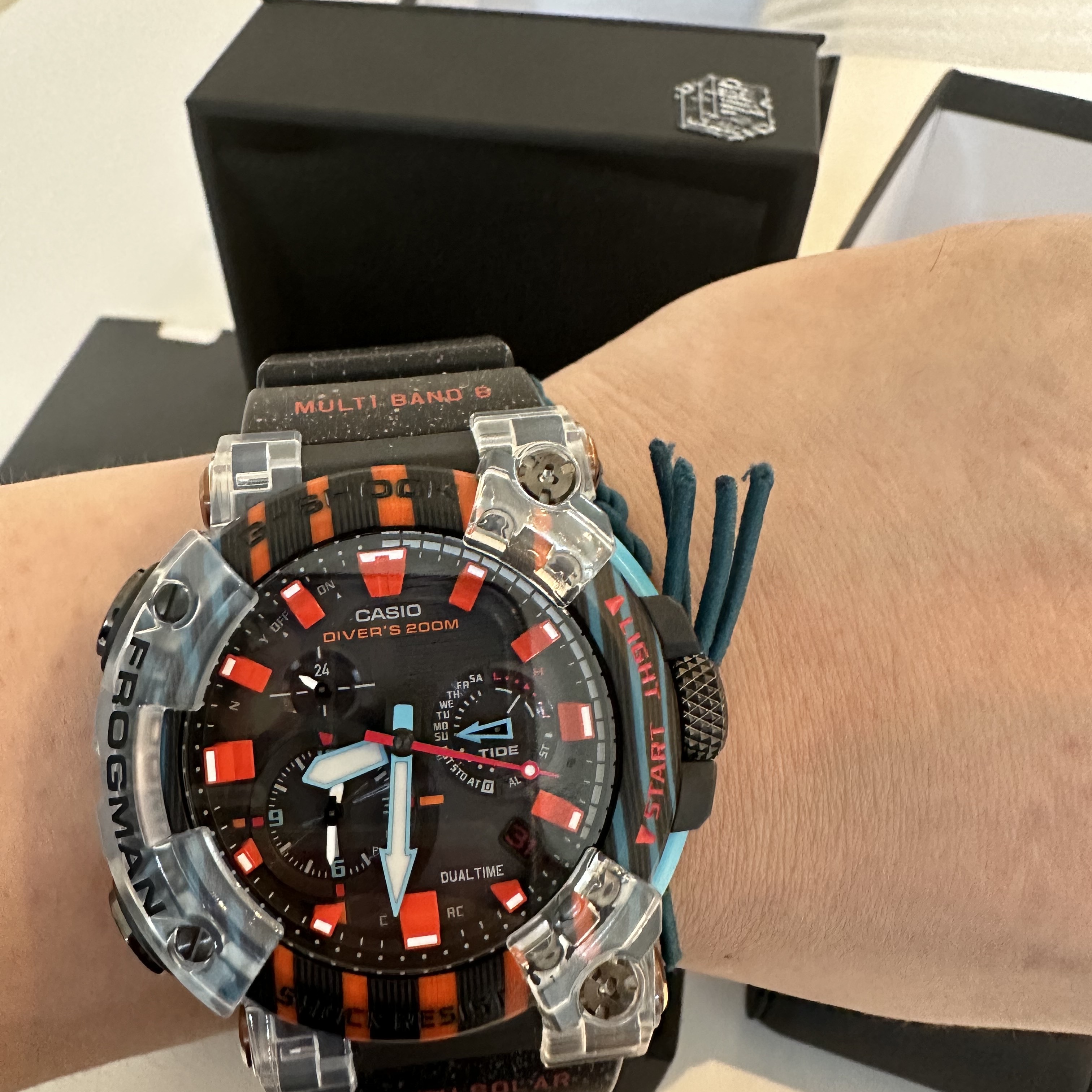 Casio G-Shock Frogman 30th Anniversary Limited Edition GWF-A1000APF-1A 착용 스타일
