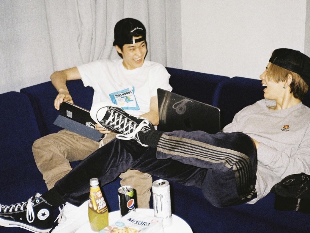 Converse Chuck 70 Hi Black 착용 스타일 - 2