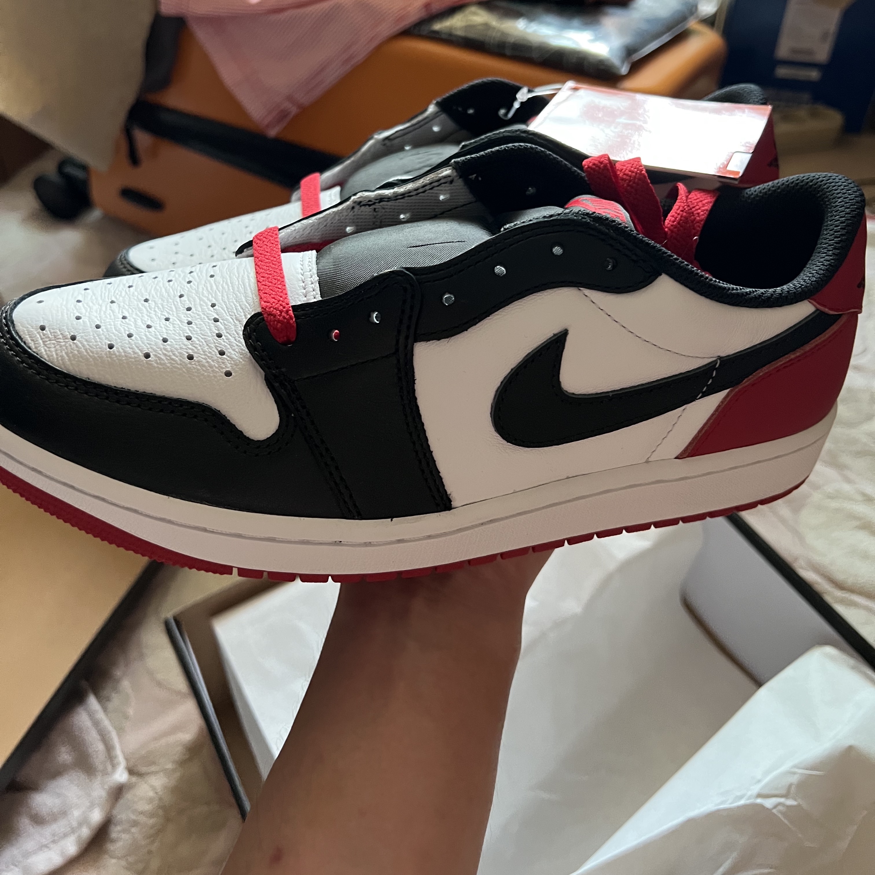 Jordan 1 Retro Low OG Black Toe 착용 스타일