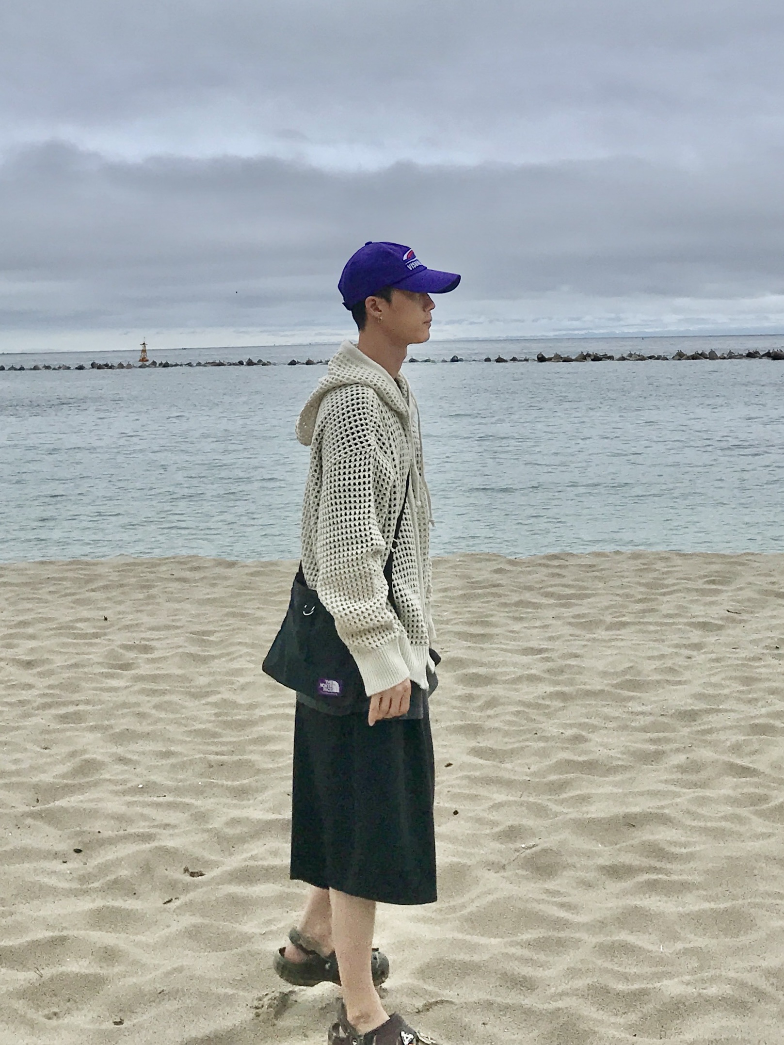 Crocs x Palace Classic Clog Woodland Camo 착용 스타일