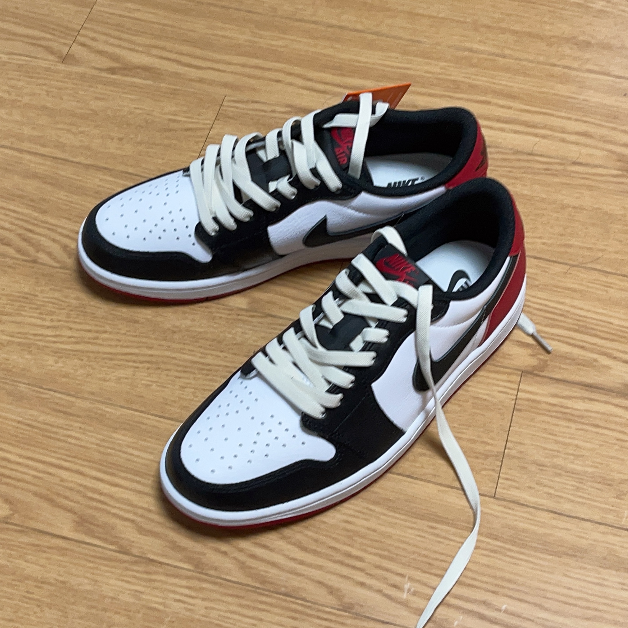 Jordan 1 Retro Low OG Black Toe 착용 스타일