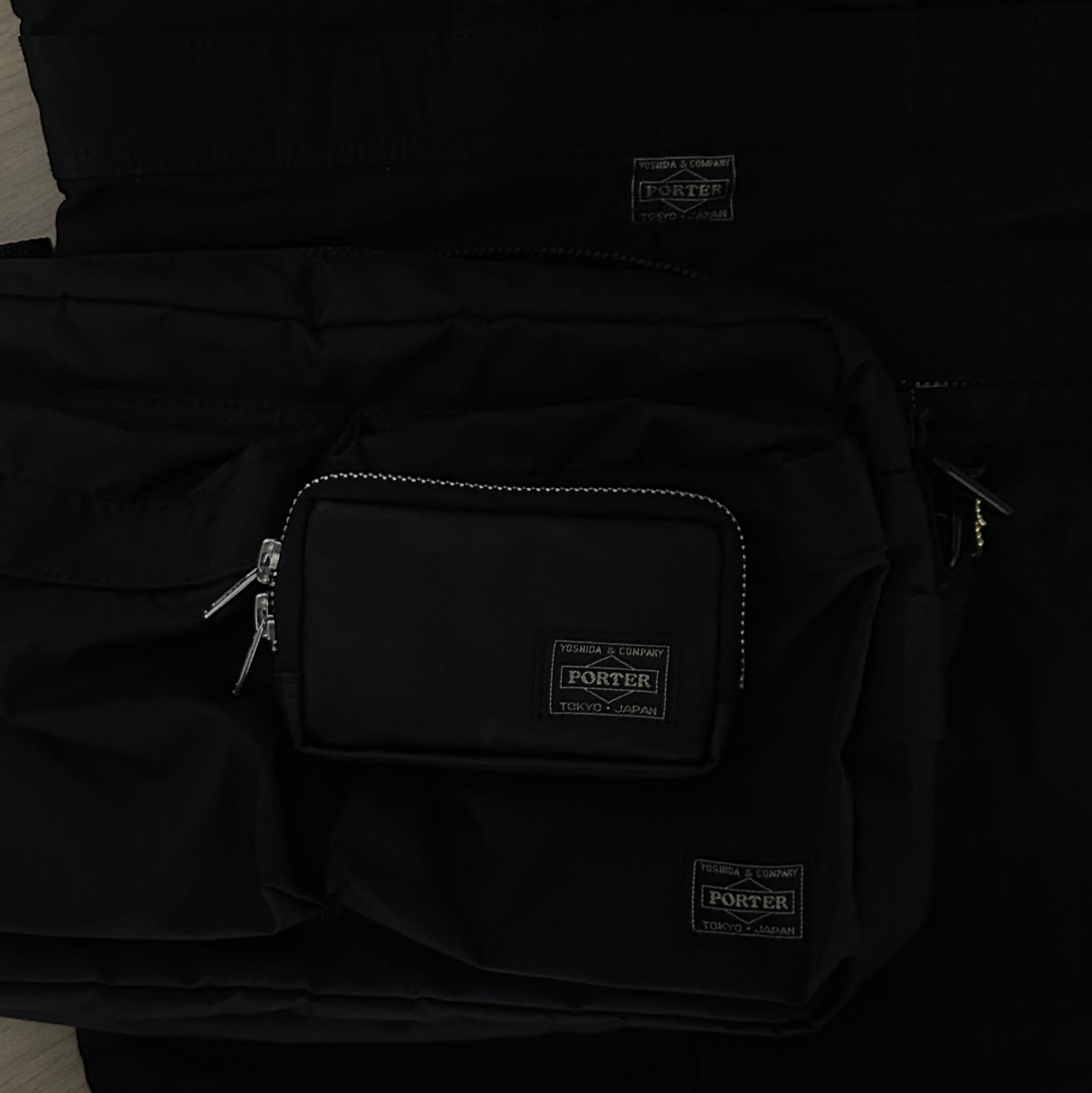 Porter Force Shoulder Bag S Black, Porter Freestyle Multi Coin Case Black 착용 스타일