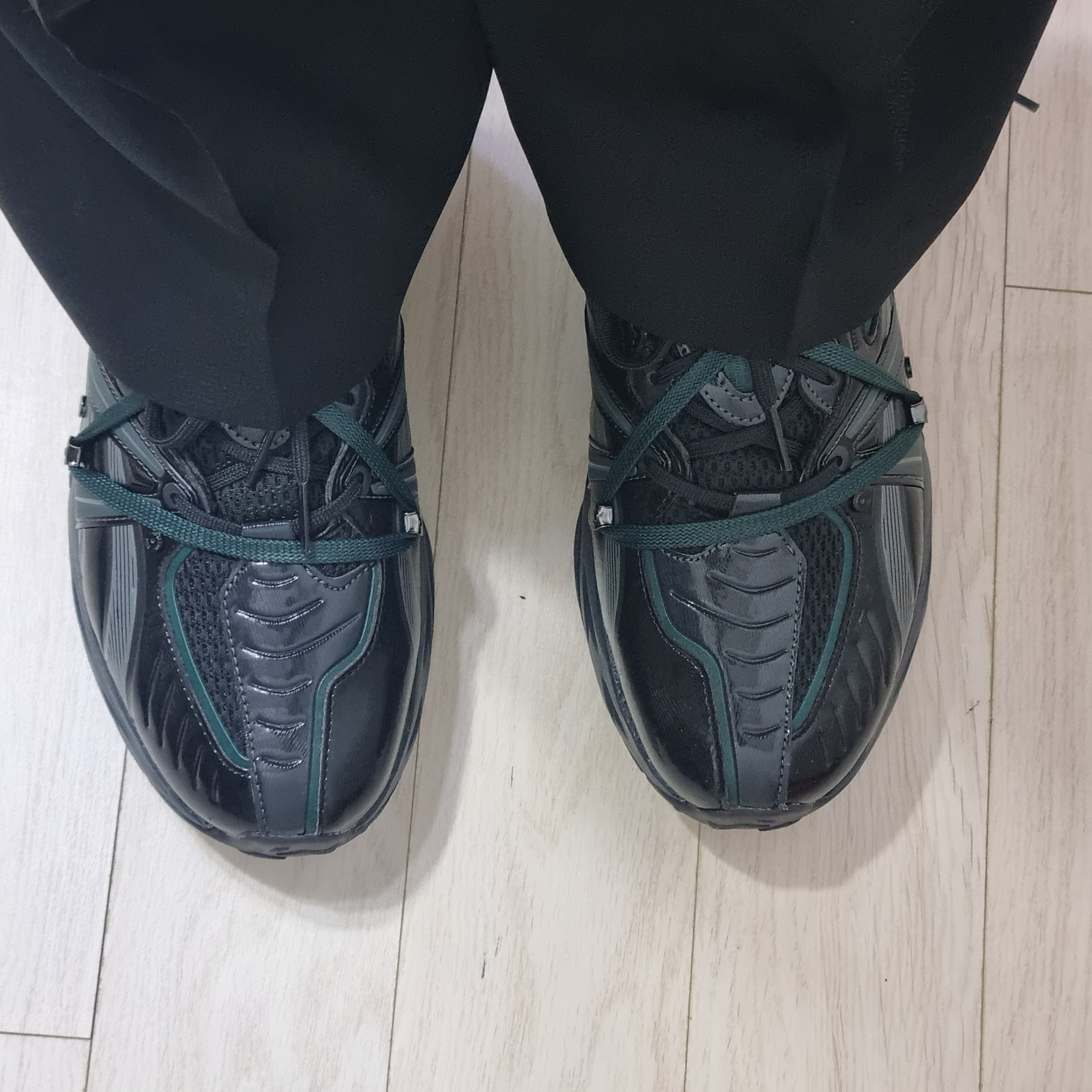 Asics x Andersson Bell HN2-S Protoblast Black 착용 스타일 - 2