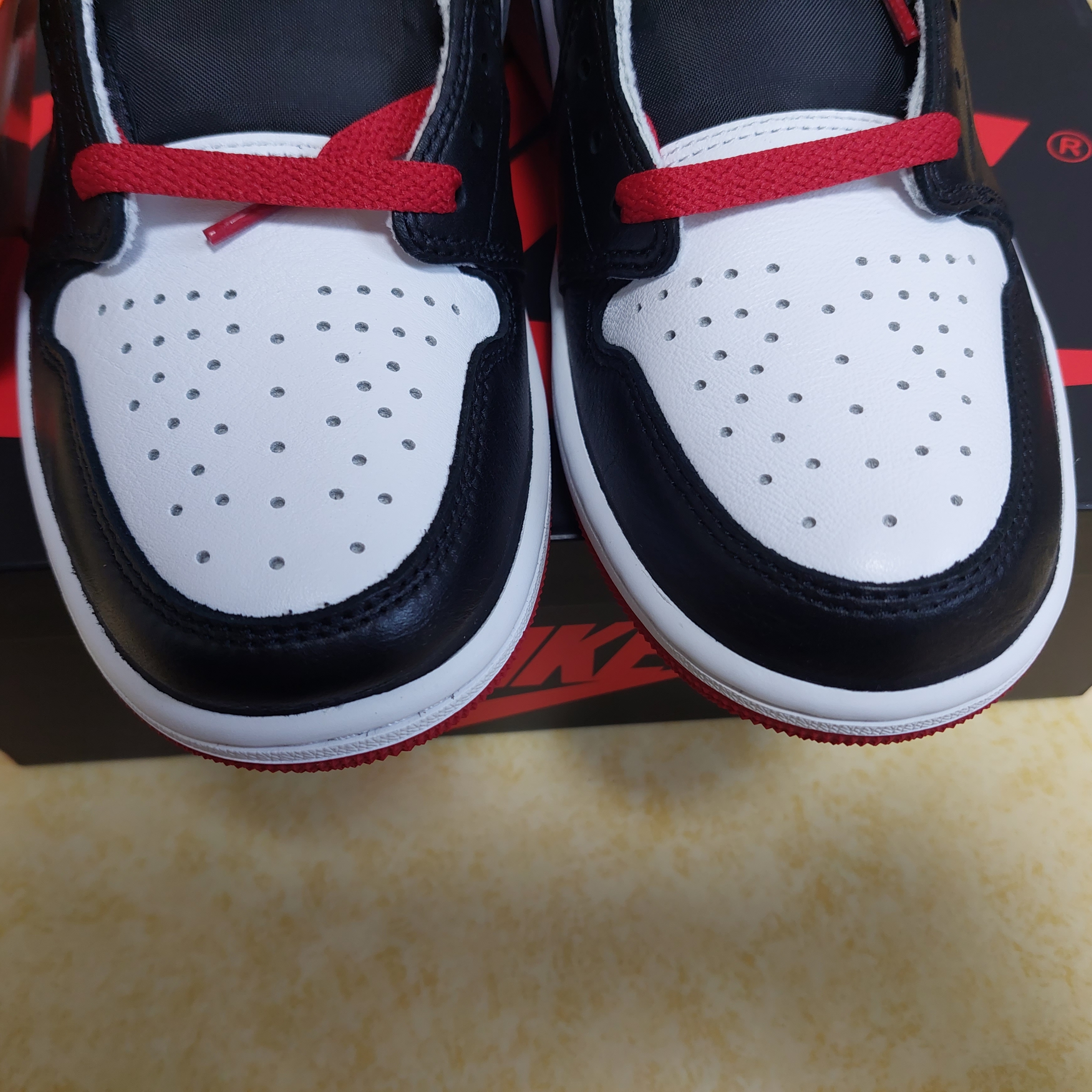 Jordan 1 Retro Low OG Black Toe 착용 스타일