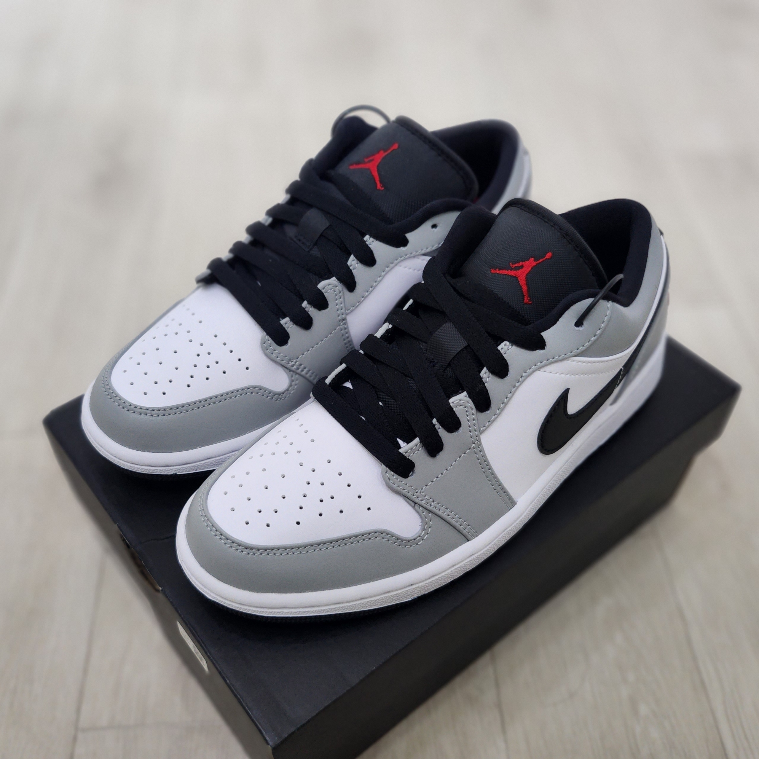Jordan 1 Low Light Smoke Grey 착용 스타일 - 2