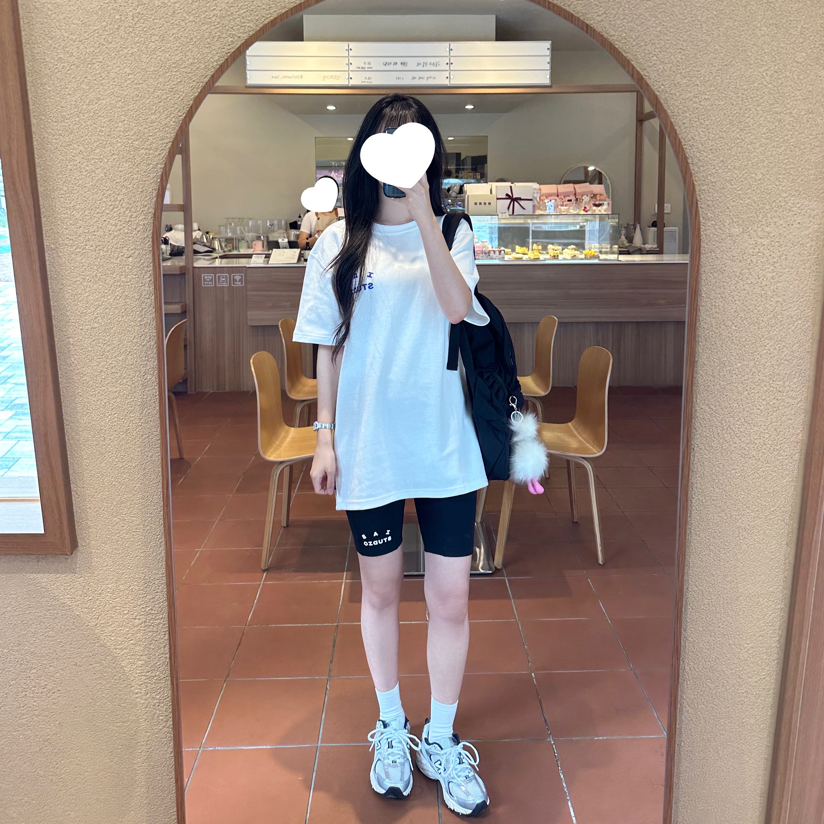 (W) IAB Studio Leggings Shorts Black - 23FW 착용 스타일 - 2