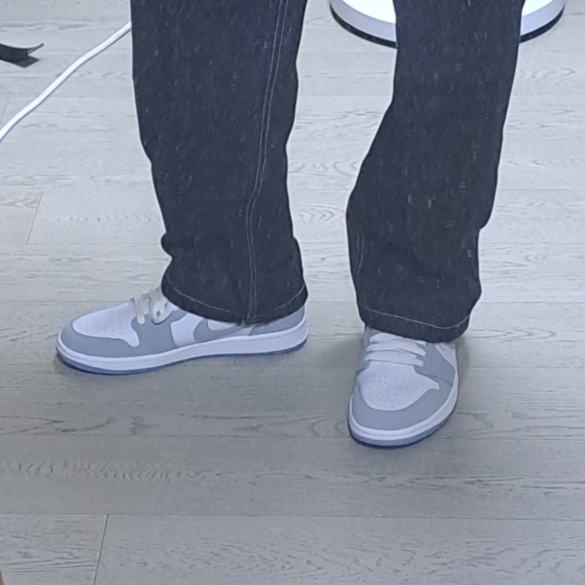 (W) Jordan 1 Low White Wolf Grey 착용 스타일 - 2