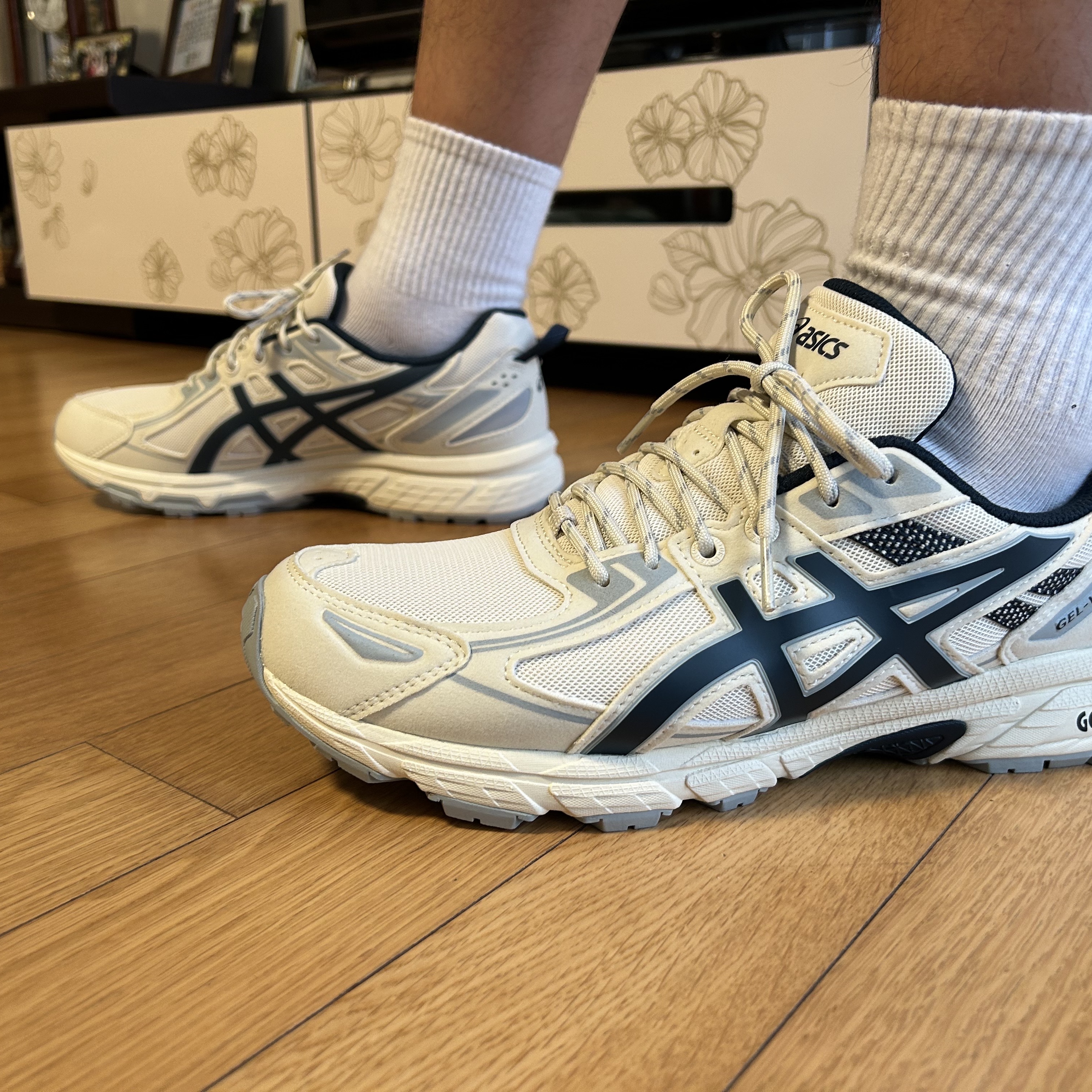 Asics Gel-Venture 6 SPS Birch French Blue 착용 스타일 - 1
