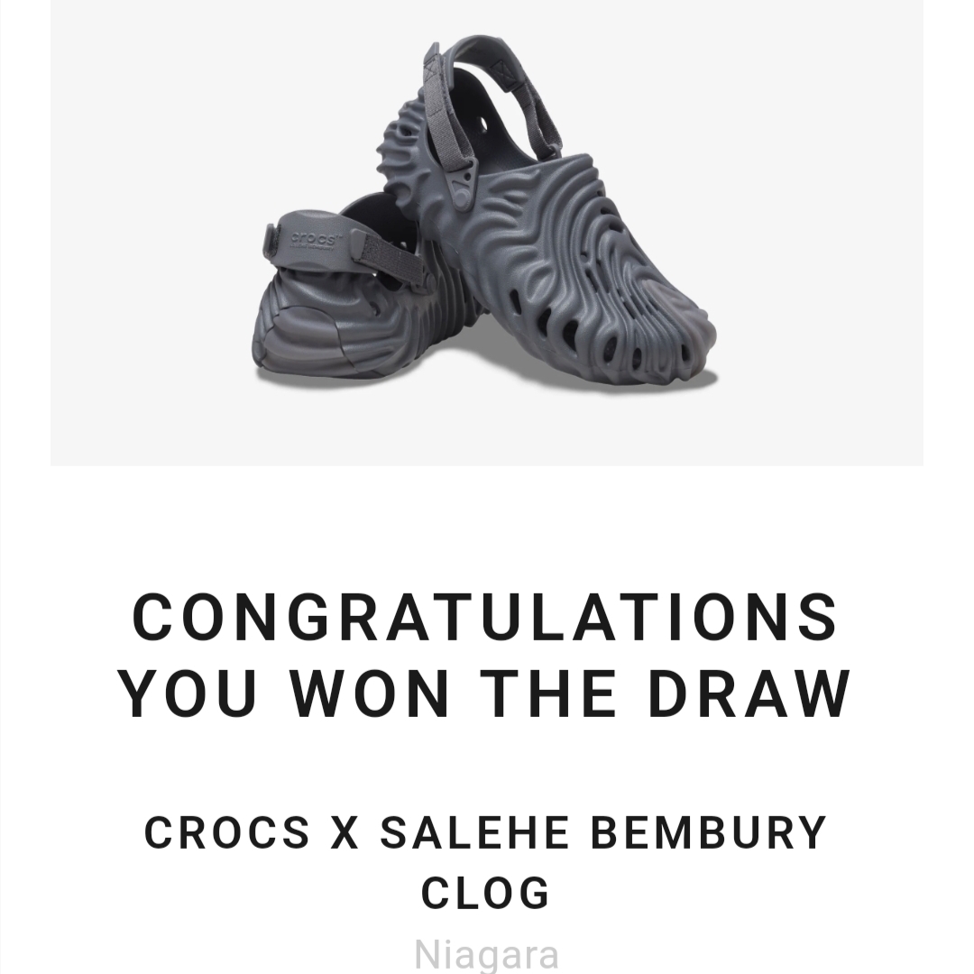Crocs x Salehe Bembury Pollex Clog Niagara 착용 스타일