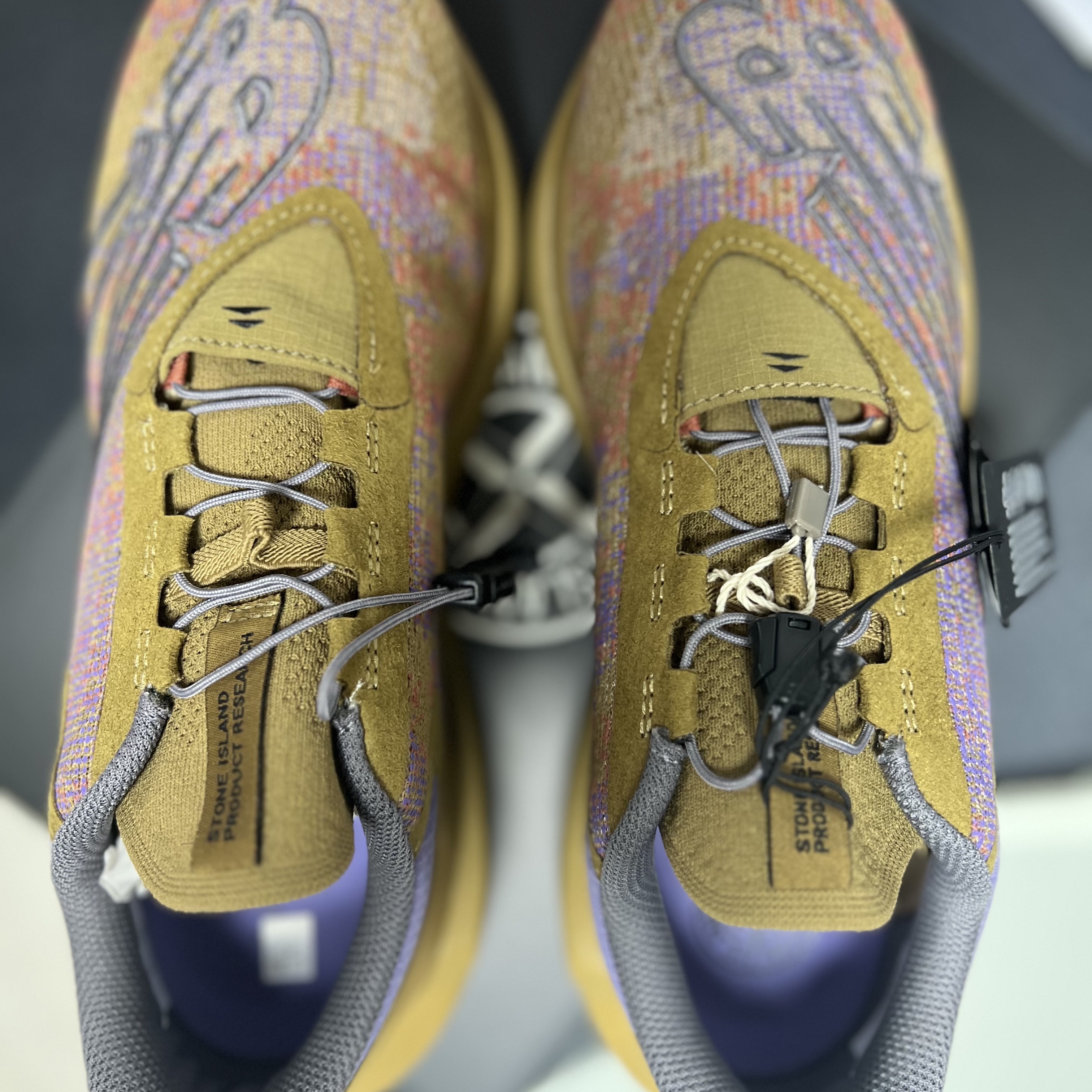 New Balance x Stone Island x Tokyo Design Studio FuelCell  C1 Military Green 착용 스타일 - 1