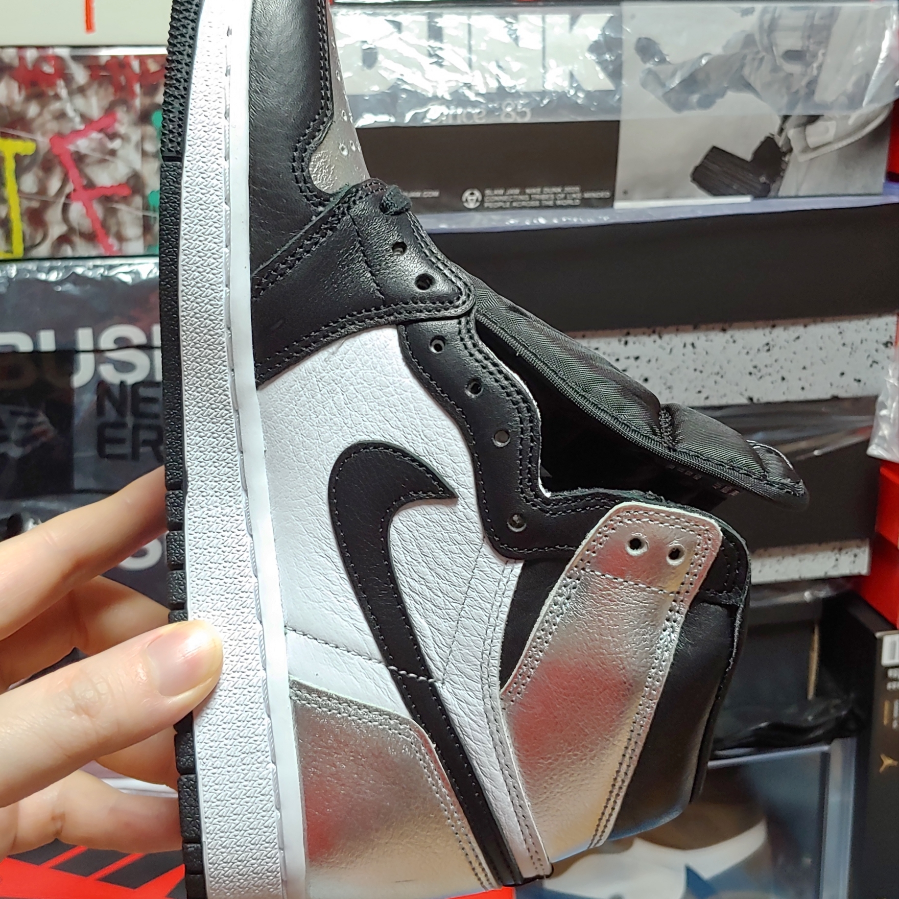 (W) Jordan 1 Retro High OG Silver Toe 착용 스타일 - 2