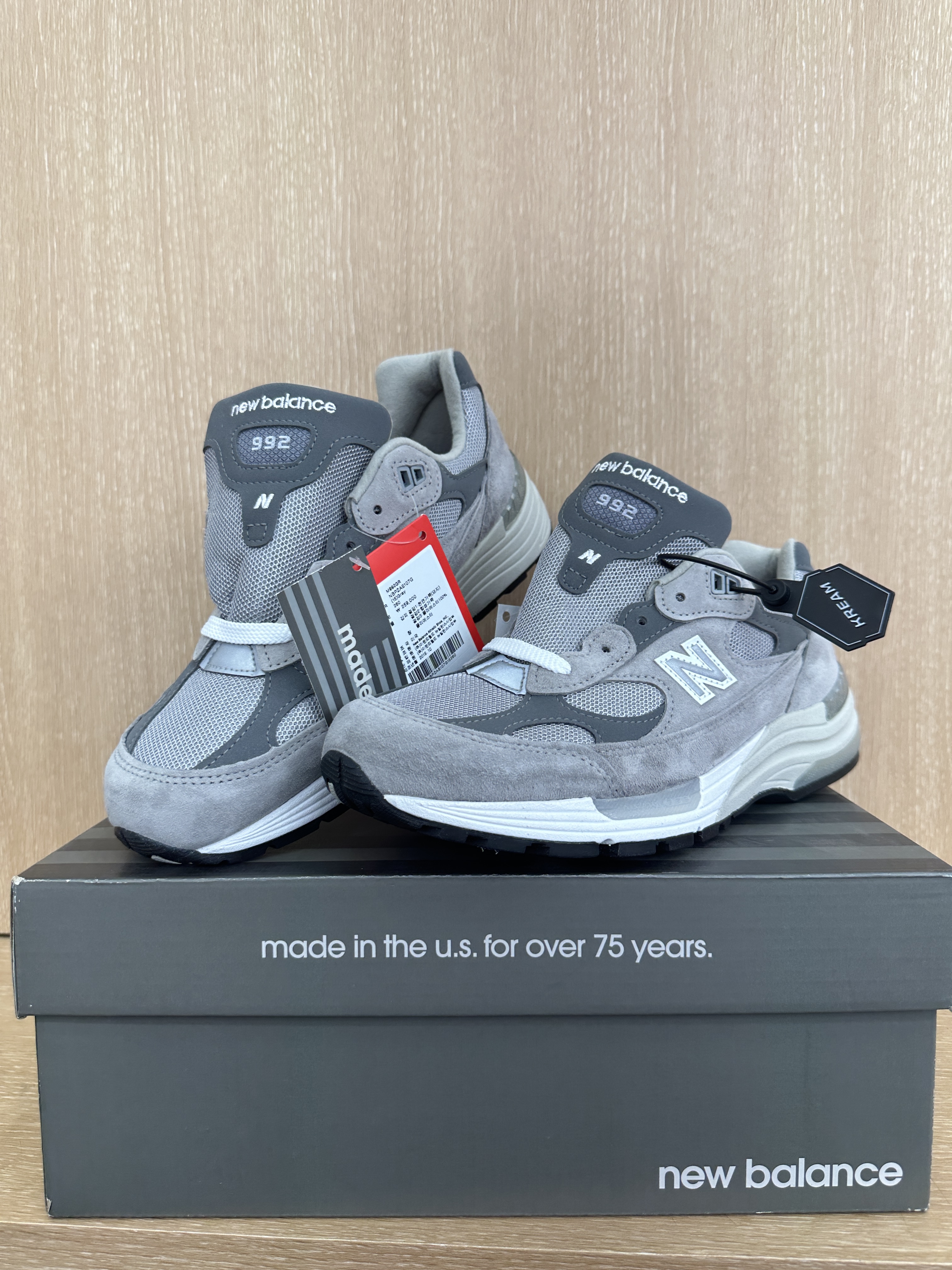 New Balance 992 Made in USA Grey - D Standard 착용 스타일