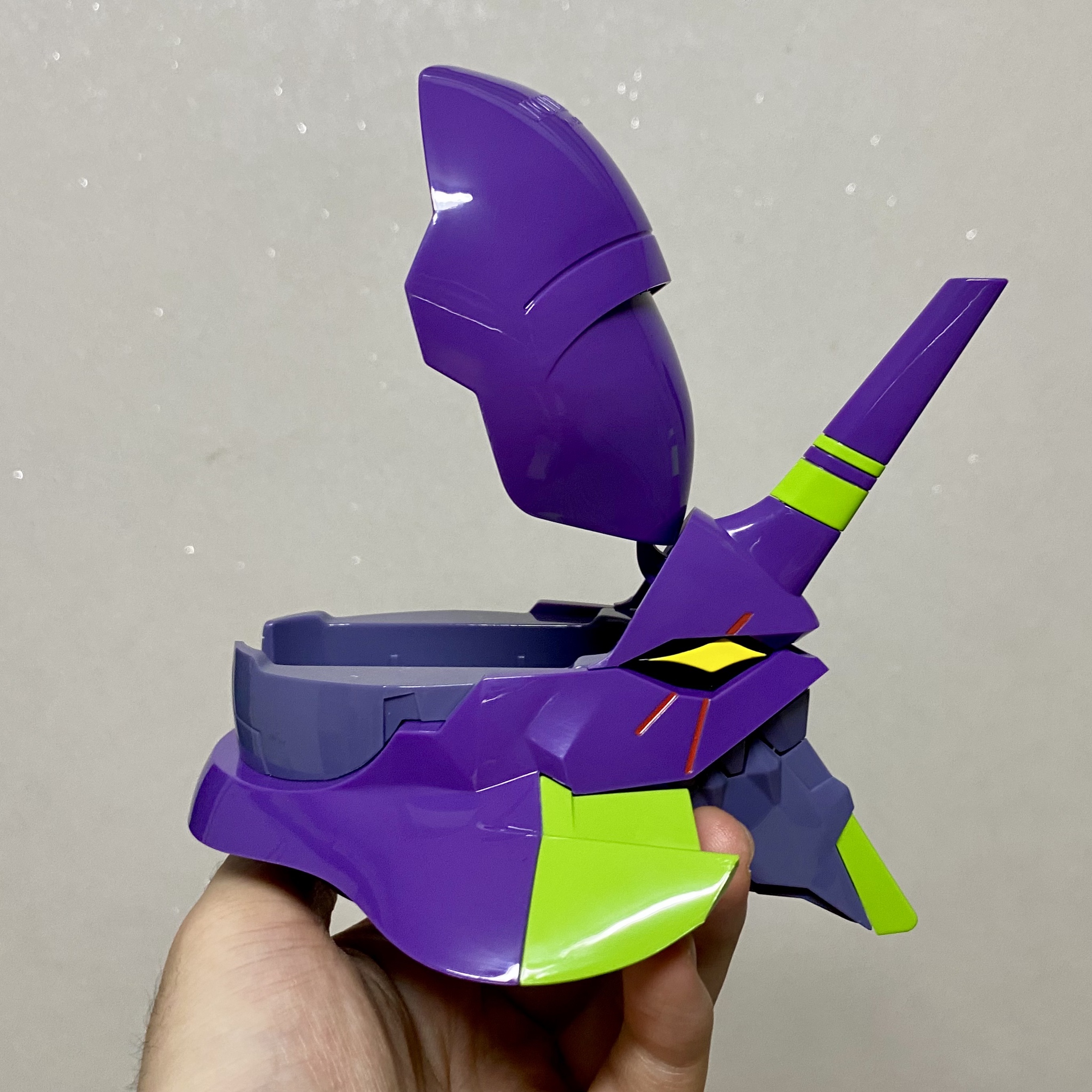 Casetify x Evangelion Test Type-01 Collectible AirPods Pro 2nd Gen Case 착용 스타일 - 4