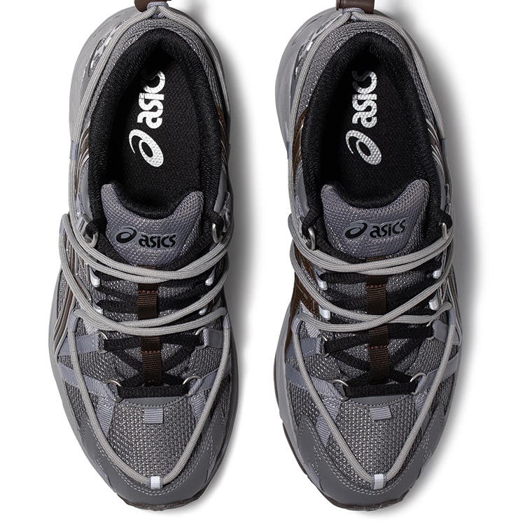Asics Gel-Kahana TR V2 Gray Brown 착용 스타일 - 2