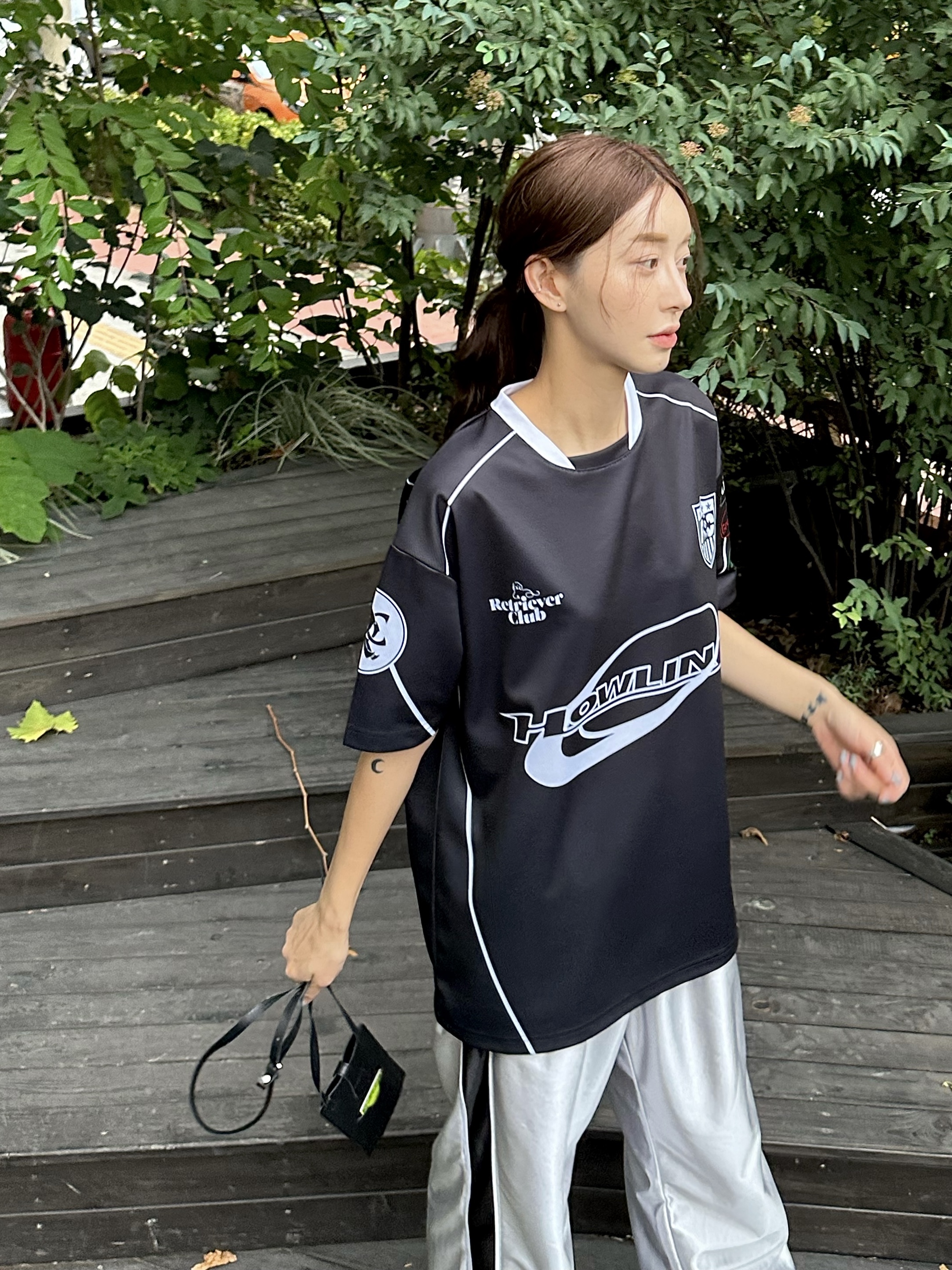 (W) Asics x Matin Kim Gel-Sonoma 15-50 Black Pure Silver, Balenciaga Swift Oval Sunglasses Black 착용 스타일 - 4