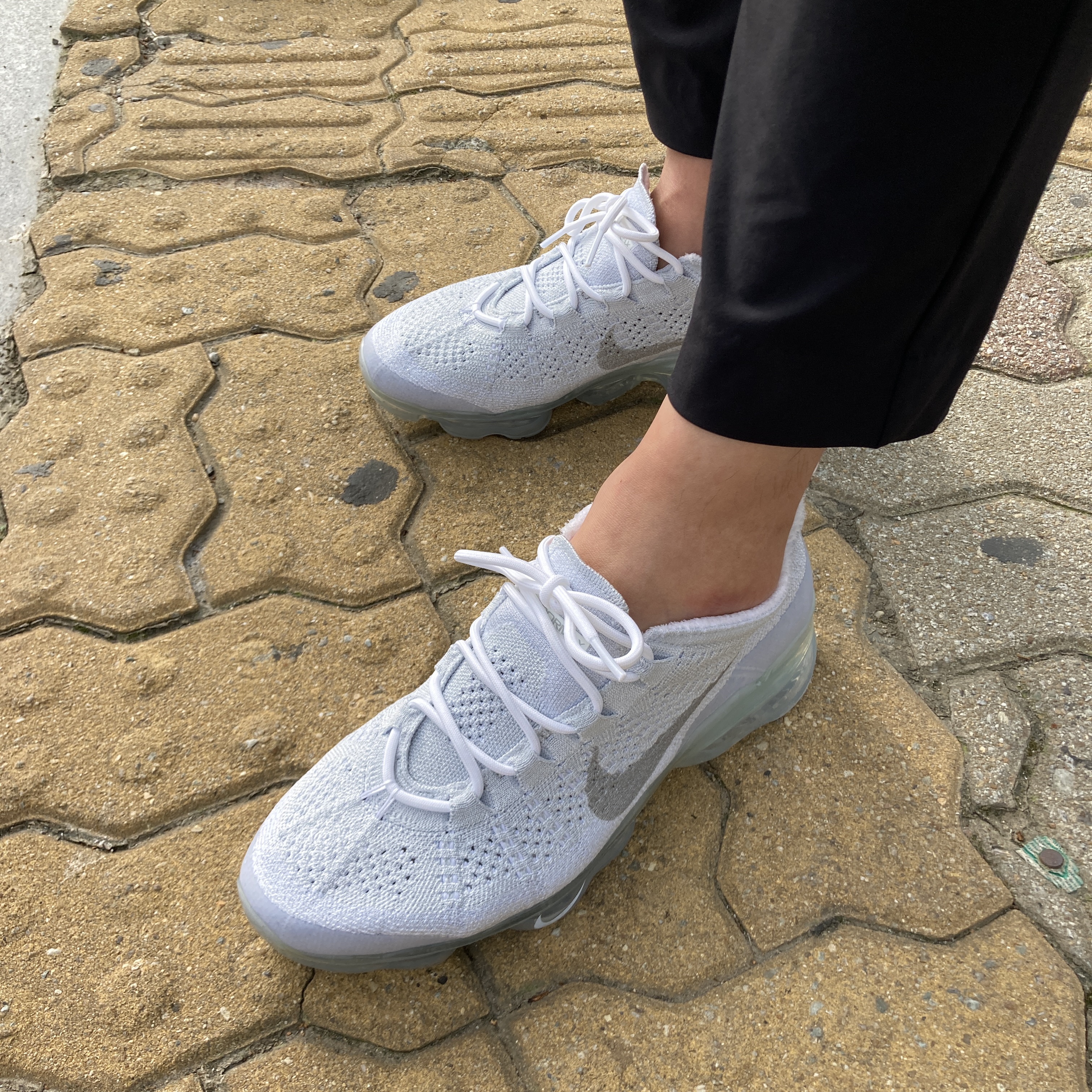 Nike Air VaporMax 2023 Flyknit Pure Platinum 착용 스타일 - 2