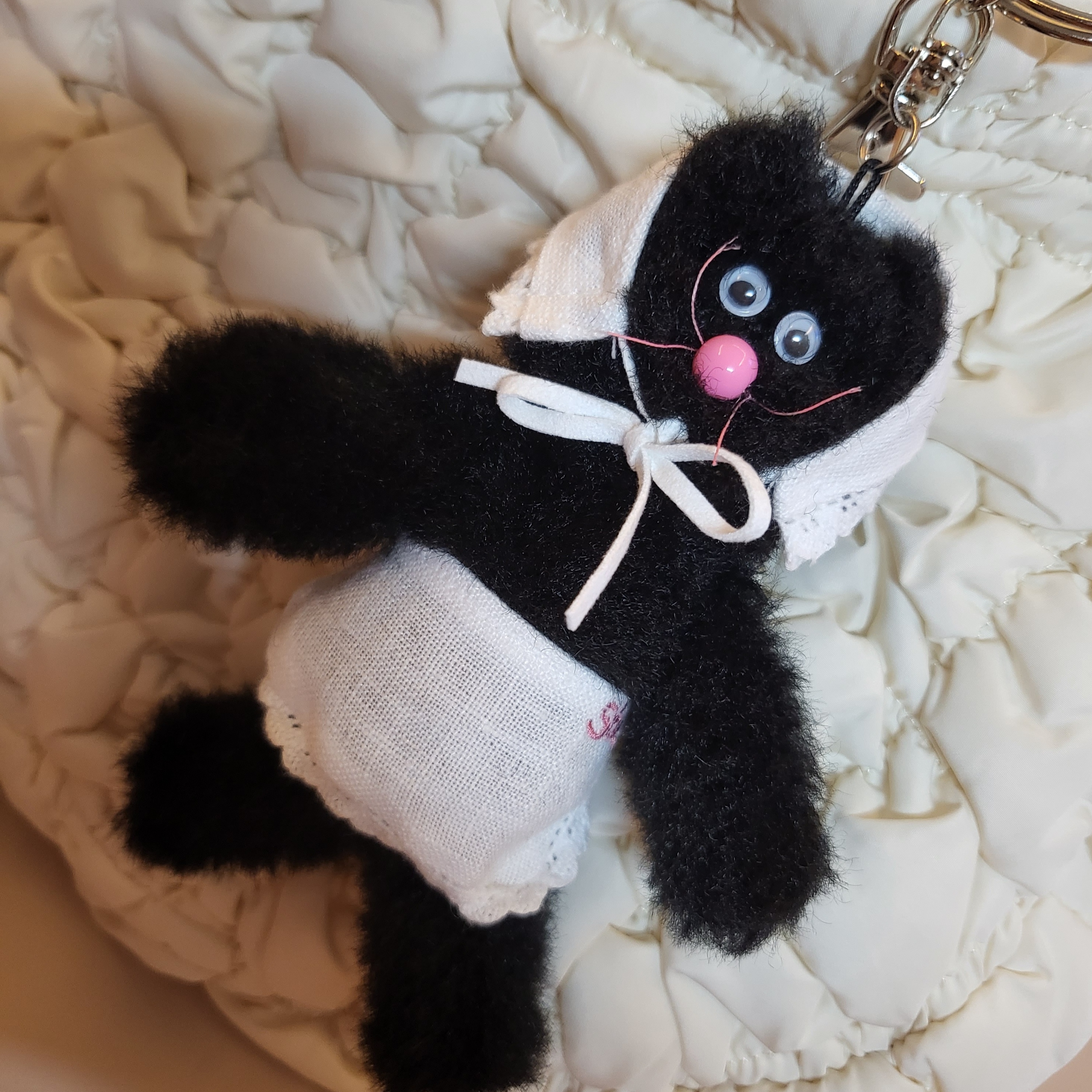 COS Quilted Mini Bag Cream, STU x Monamhee Stu 착용 스타일