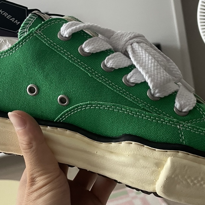 Maison Mihara Yasuhiro Peterson VL OG Sole Canvas Low-top Sneakers Green 착용 스타일