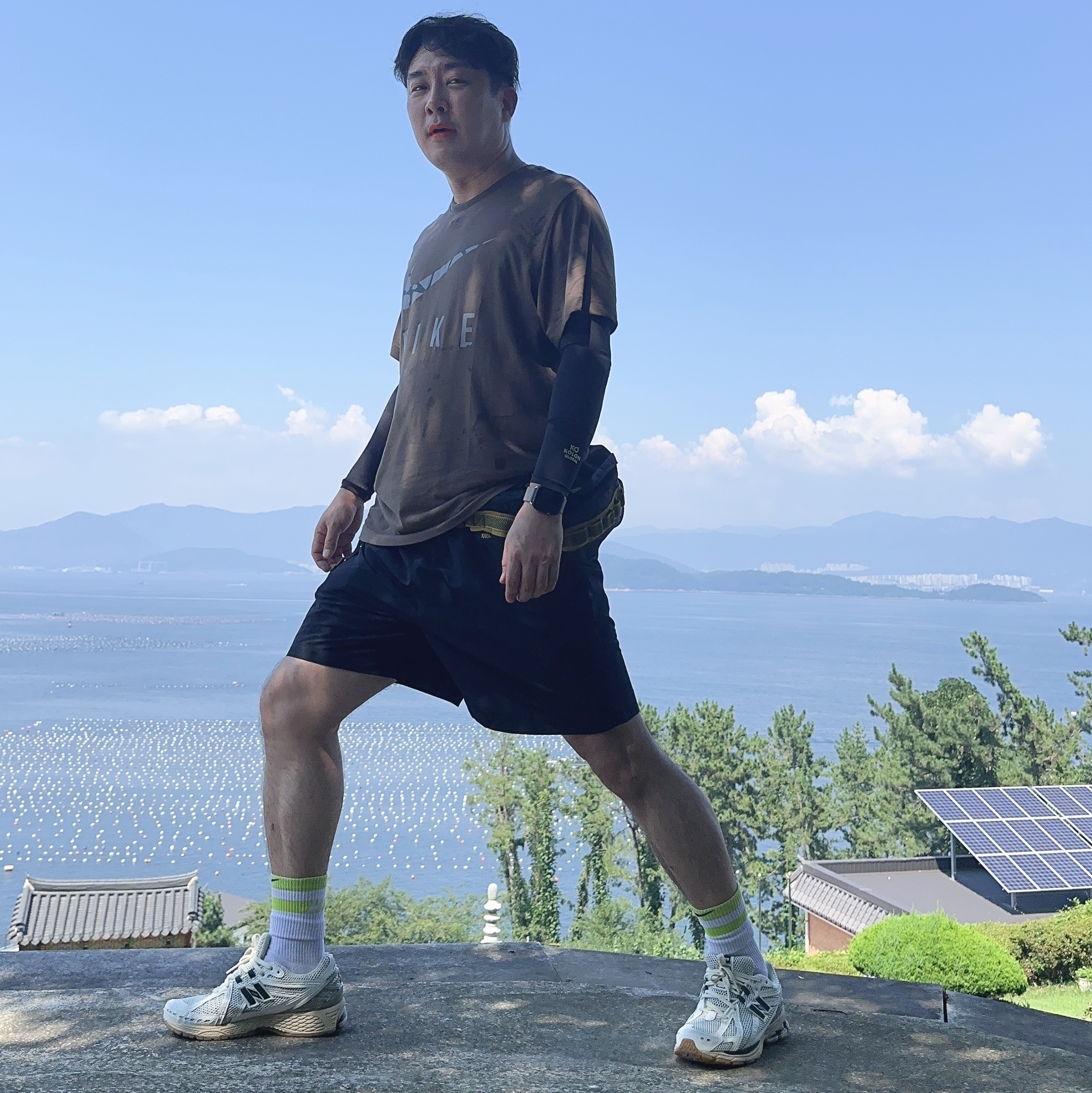 Nike NRG ACG Trail Shorts Black Dark Smoke Grey - Asia, New Balance 1906R Silver Green 착용 스타일