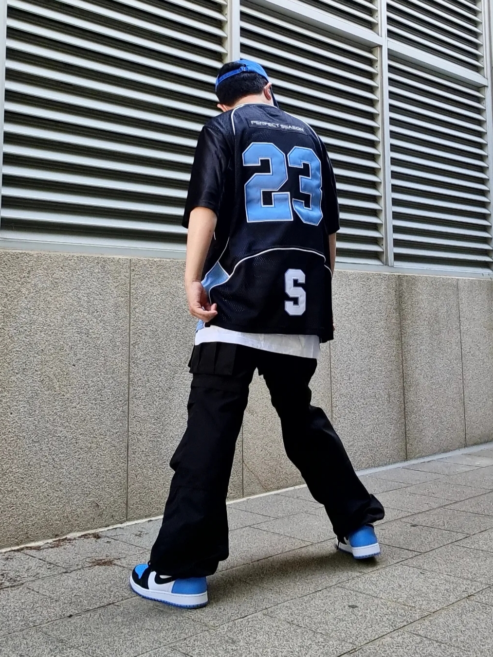 Supreme Pigment Print S Logo 6-Panel Royal - 20SS, Jordan 1 Retro High OG University Blue 착용 스타일 - 3