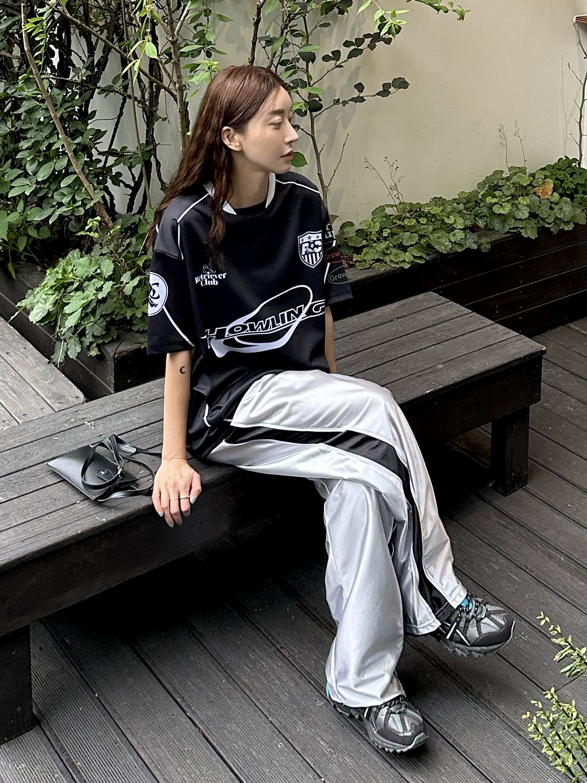 (W) Asics x Matin Kim Gel-Sonoma 15-50 Black Pure Silver, Balenciaga Swift Oval Sunglasses Black 착용 스타일 - 5